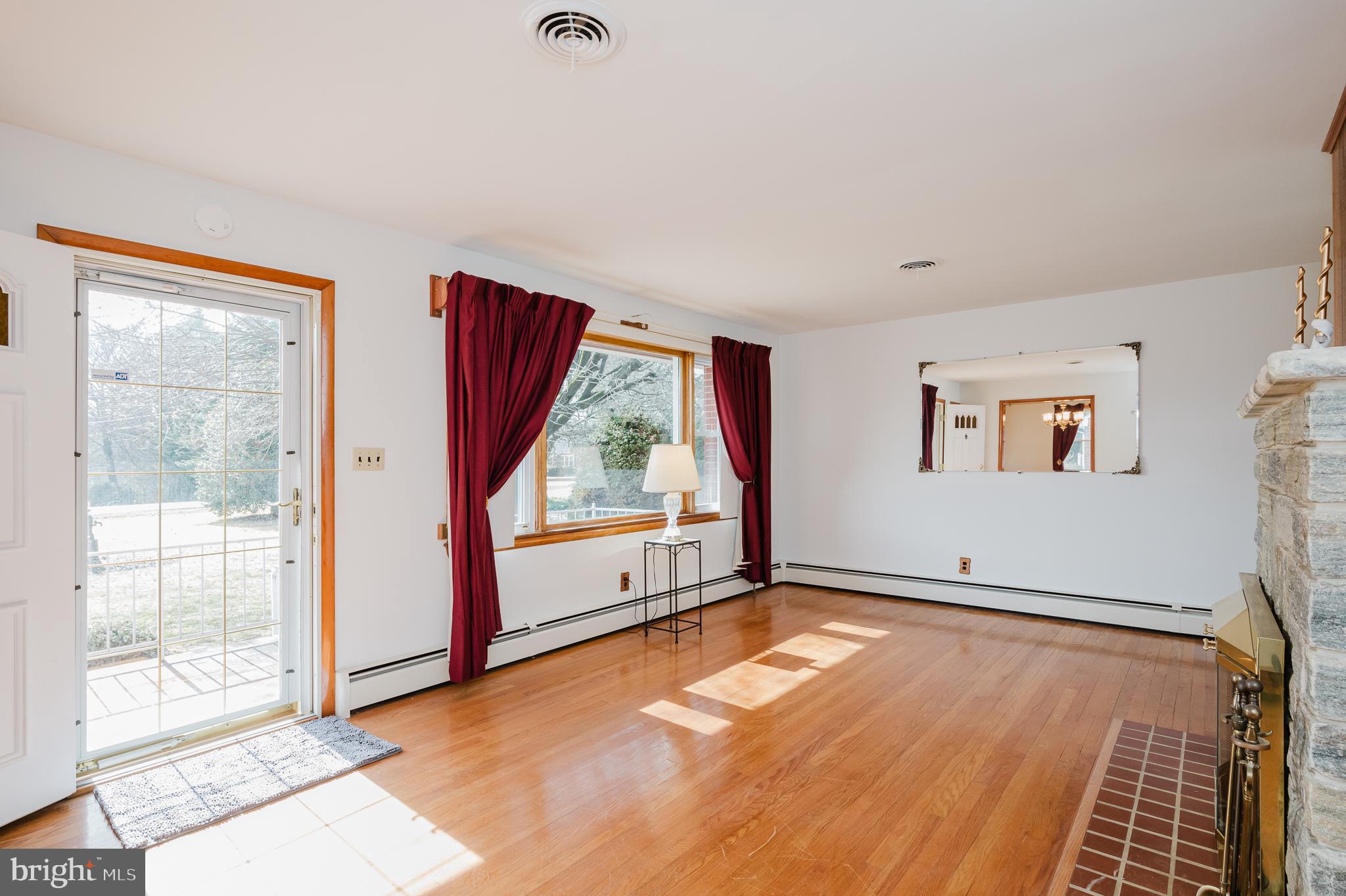 JARRETTSVILLE - Residential