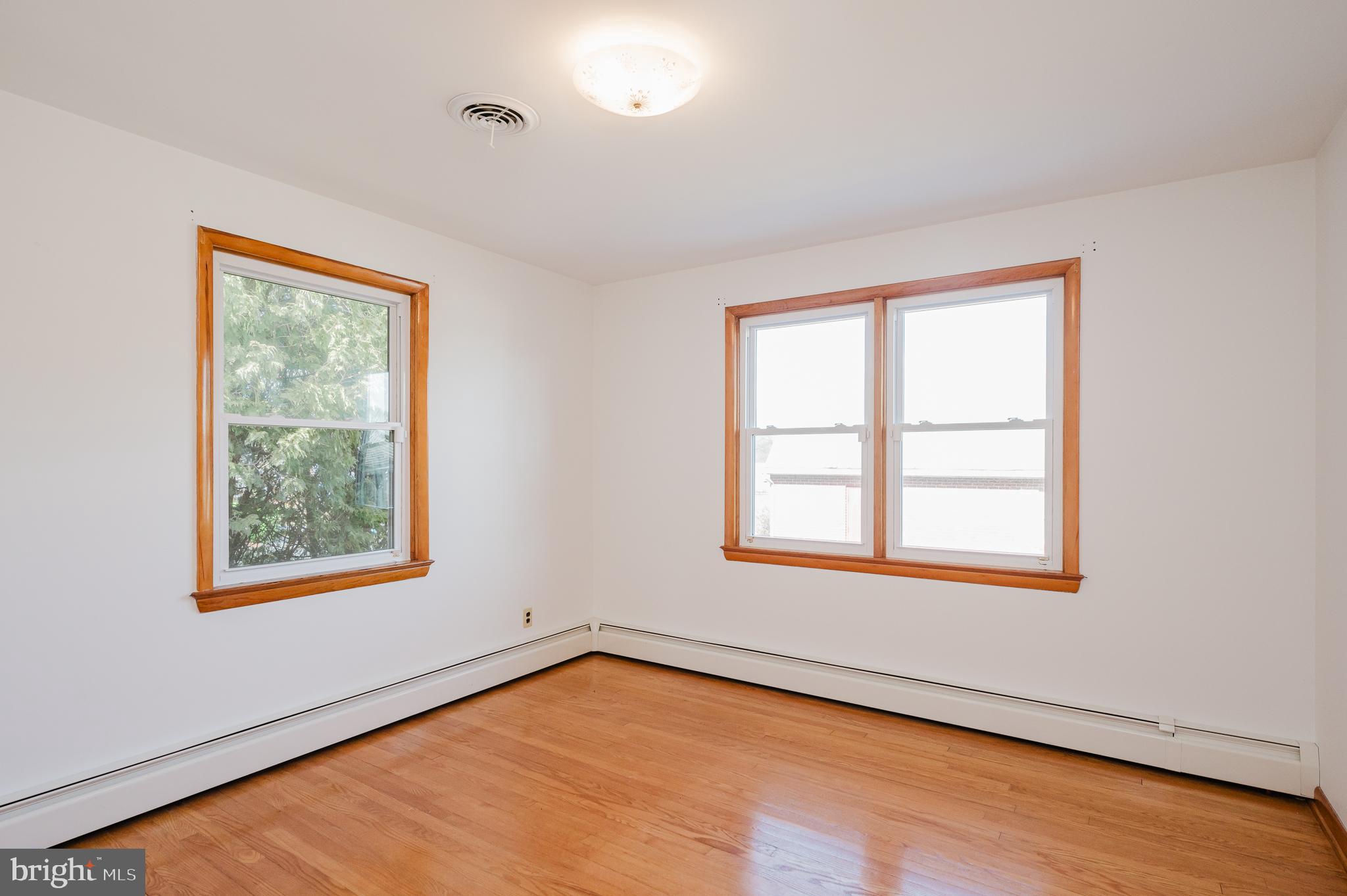 JARRETTSVILLE - Residential