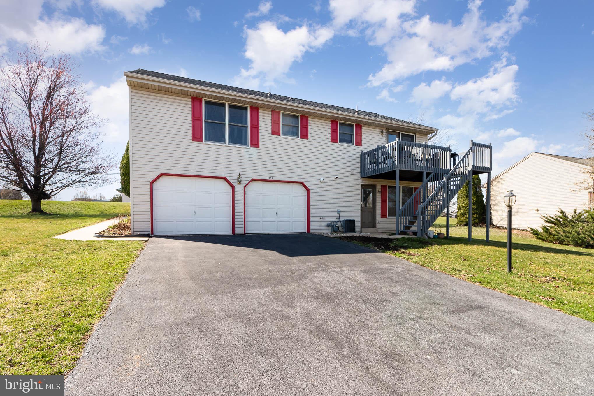 WOODRIDGE - Residential