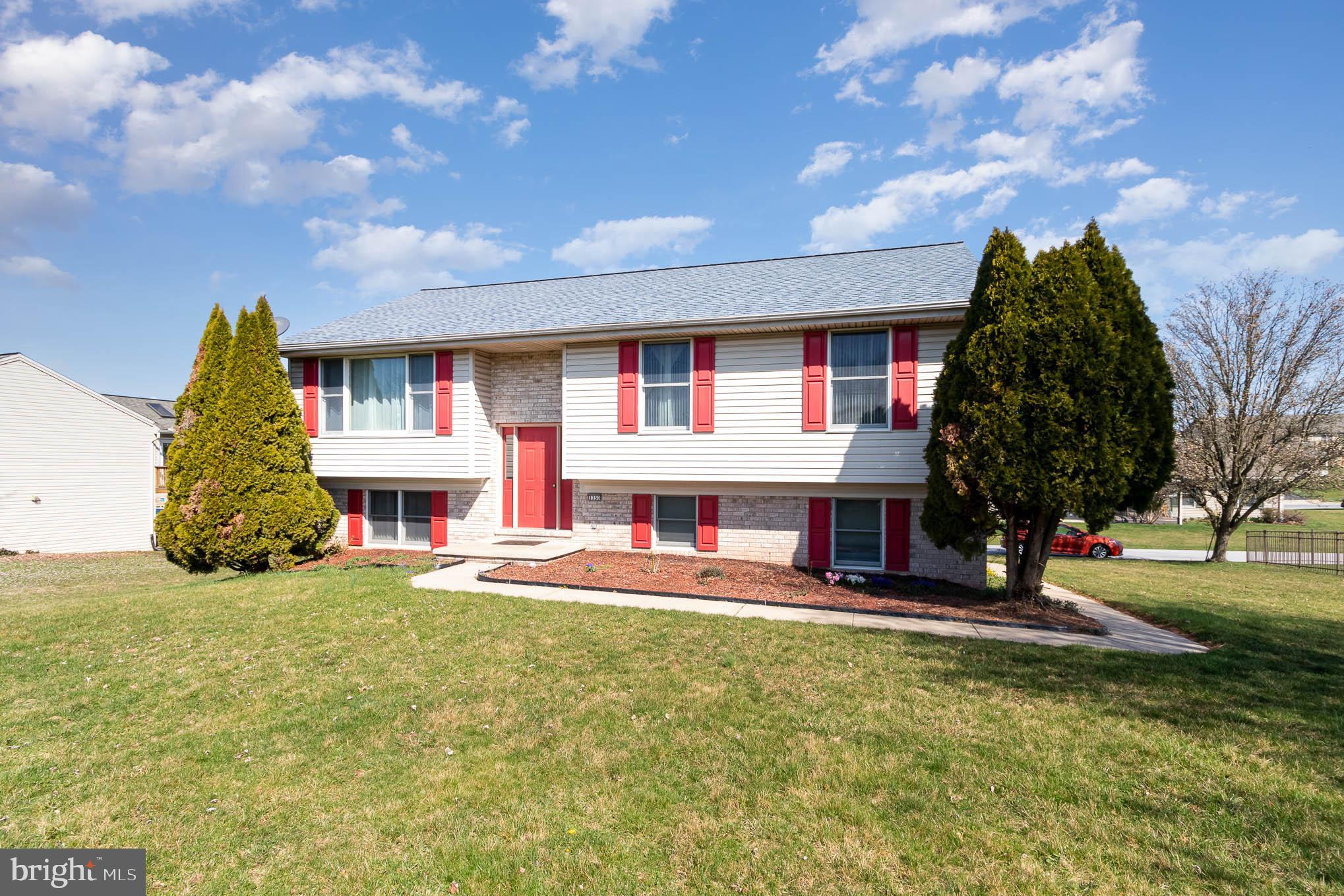WOODRIDGE - Residential