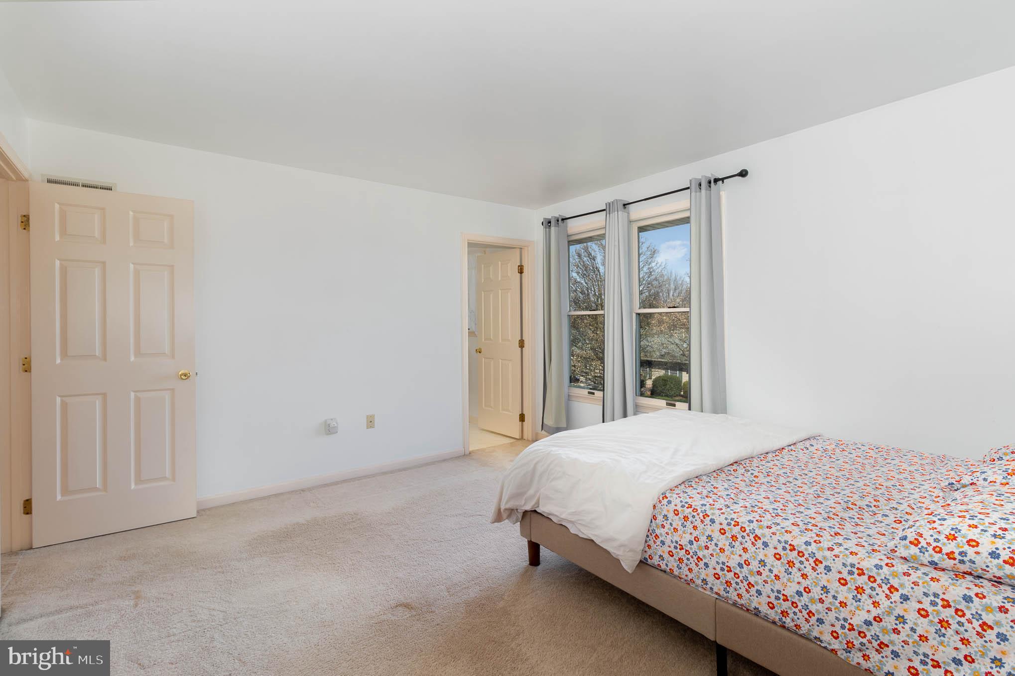 WOODRIDGE - Residential
