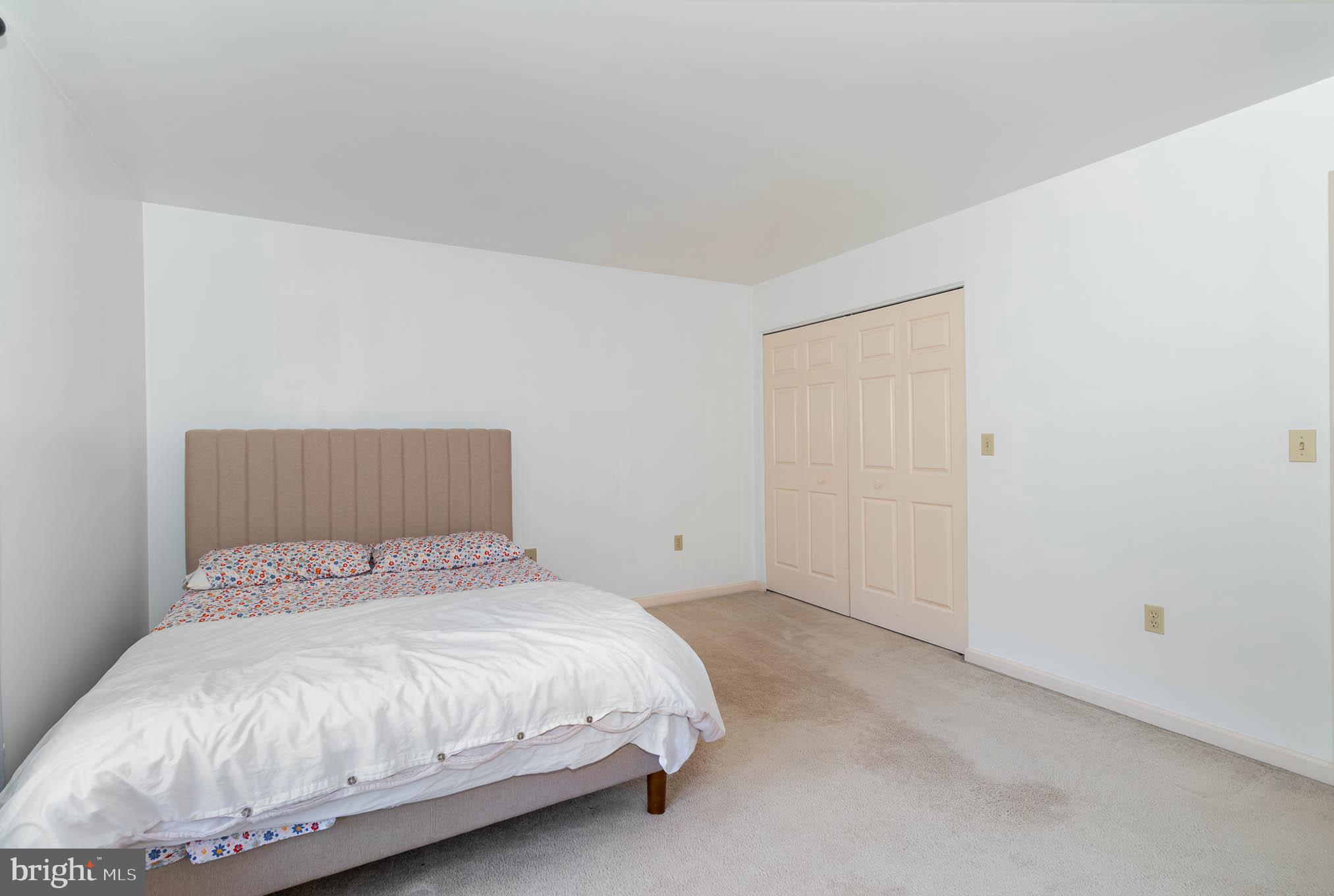 WOODRIDGE - Residential
