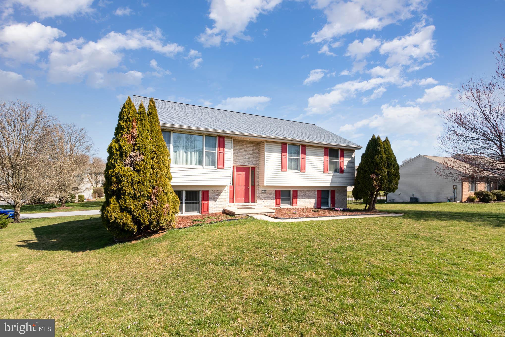 WOODRIDGE - Residential