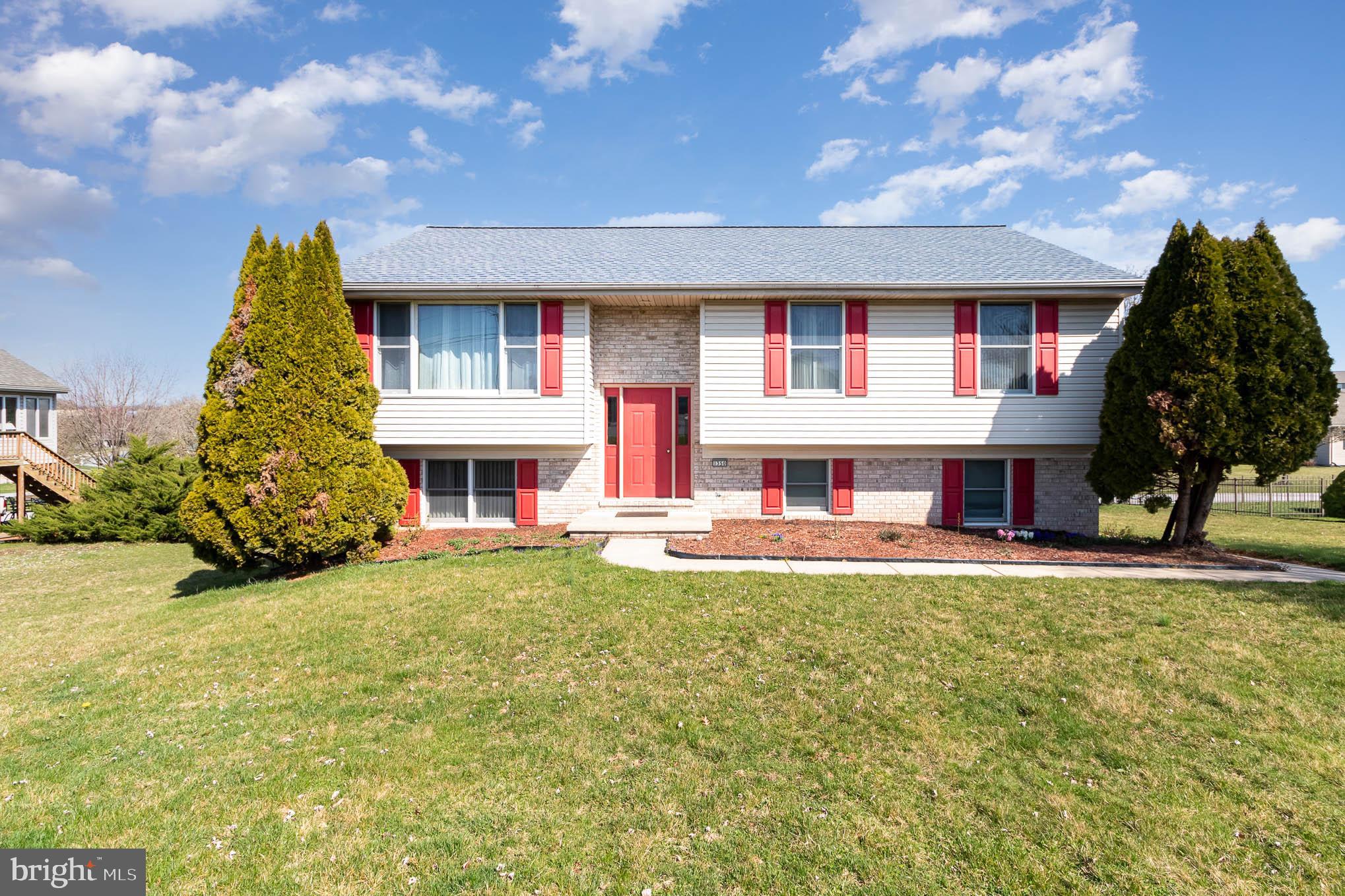 WOODRIDGE - Residential