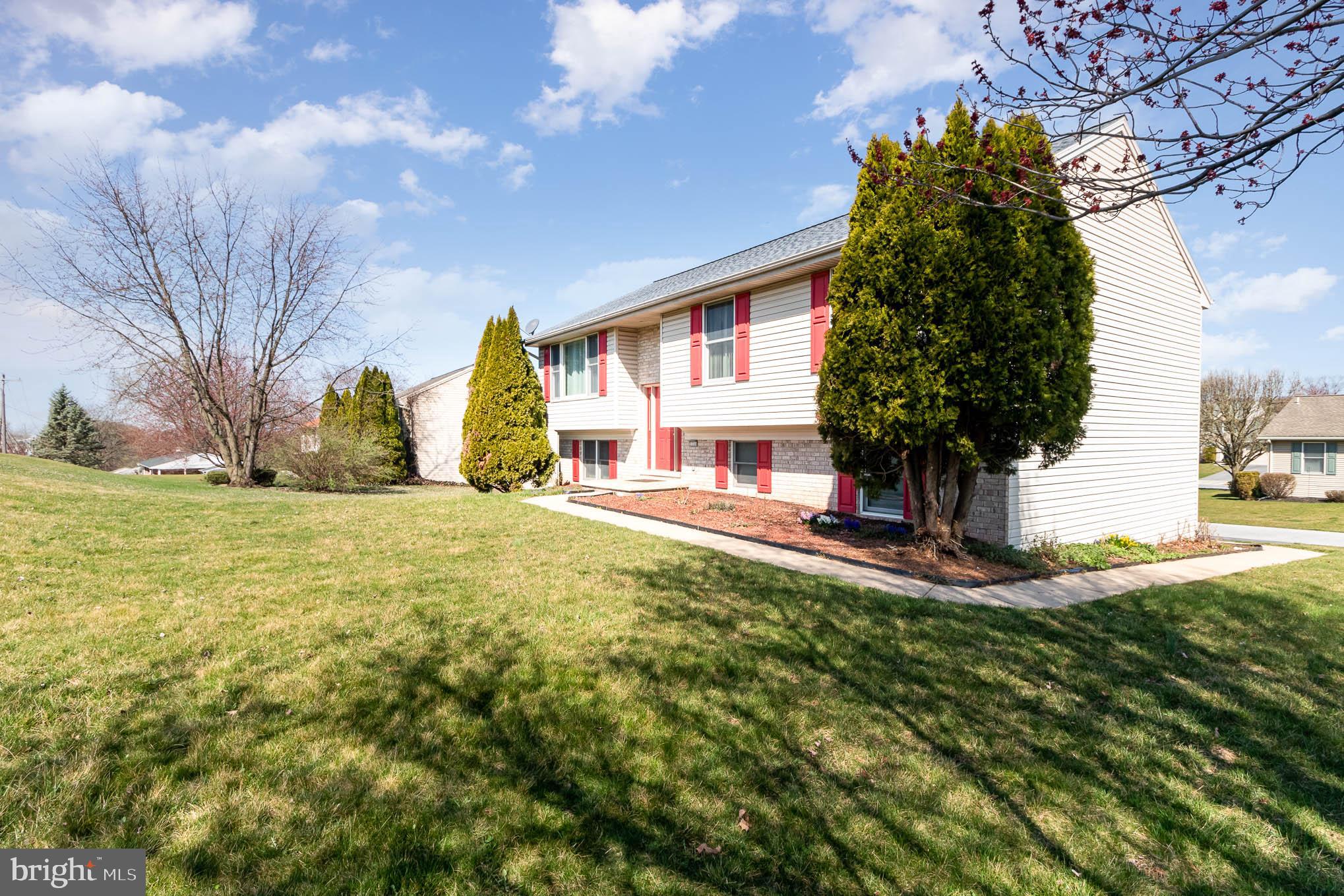 WOODRIDGE - Residential