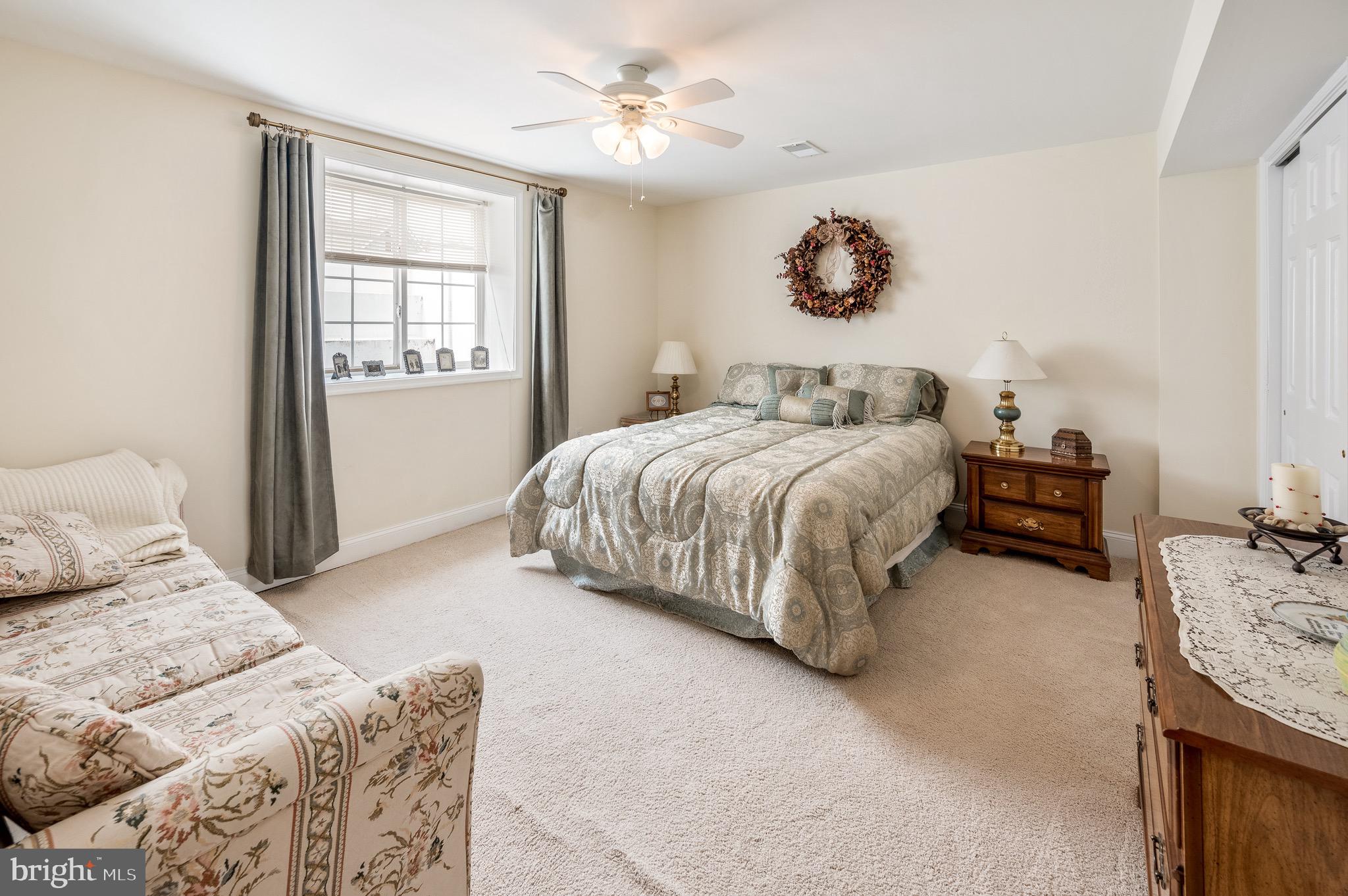 BELMONT - Residential