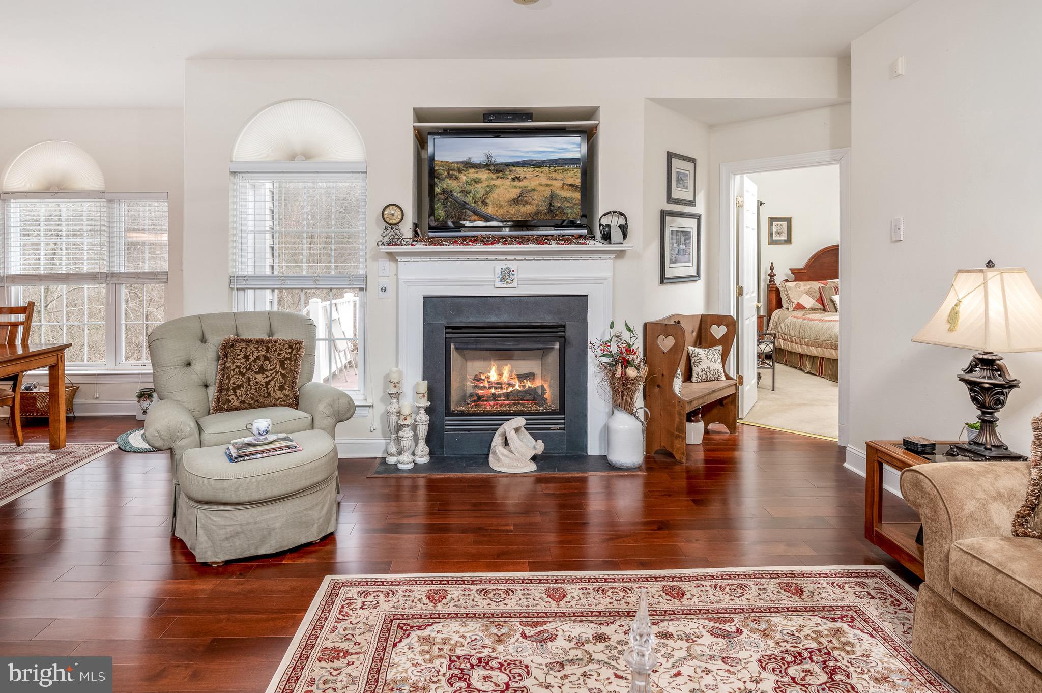 BELMONT - Residential