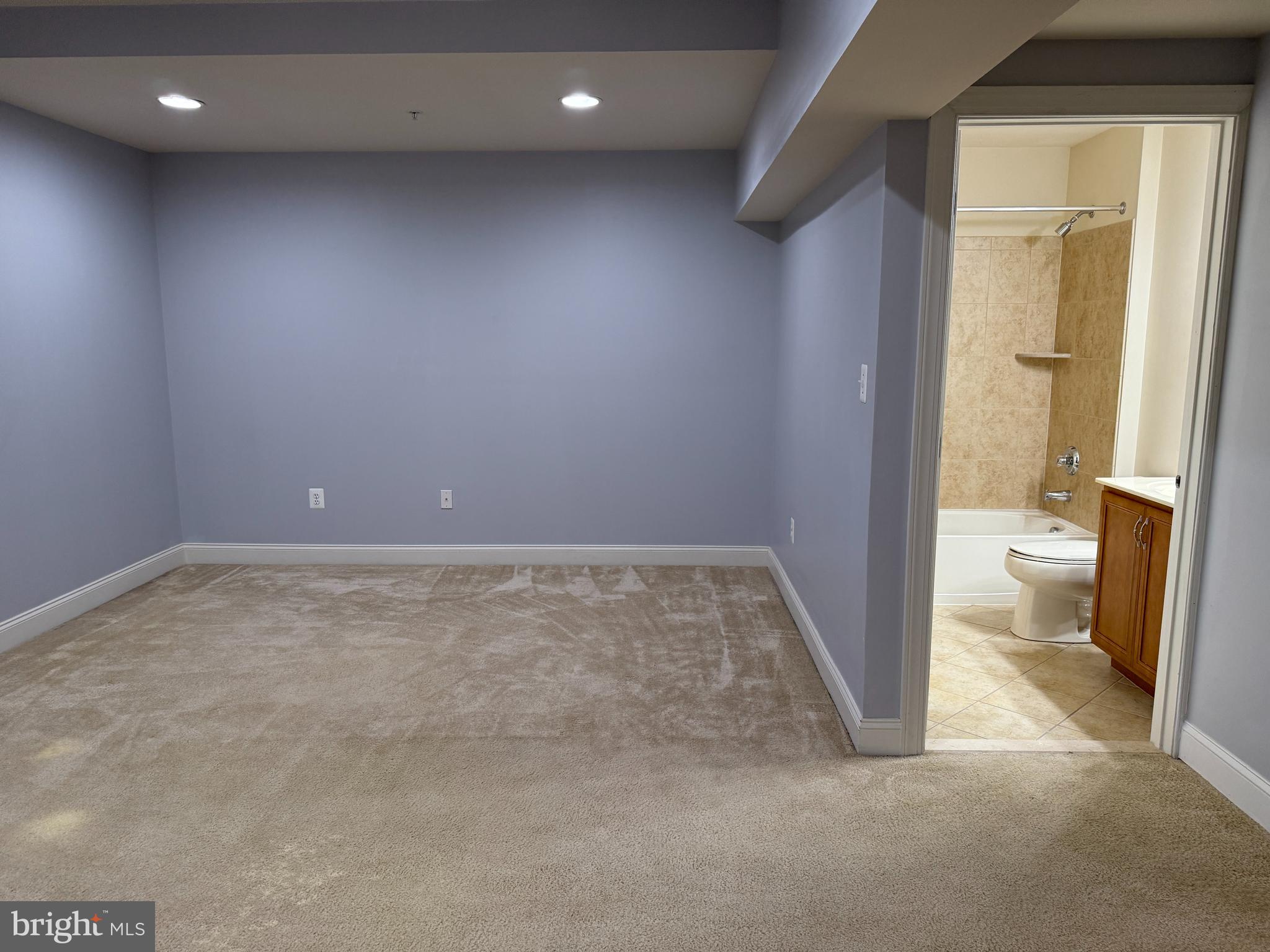 THE ENCLAVE AT ARUNDEL PRESERVE - Residential