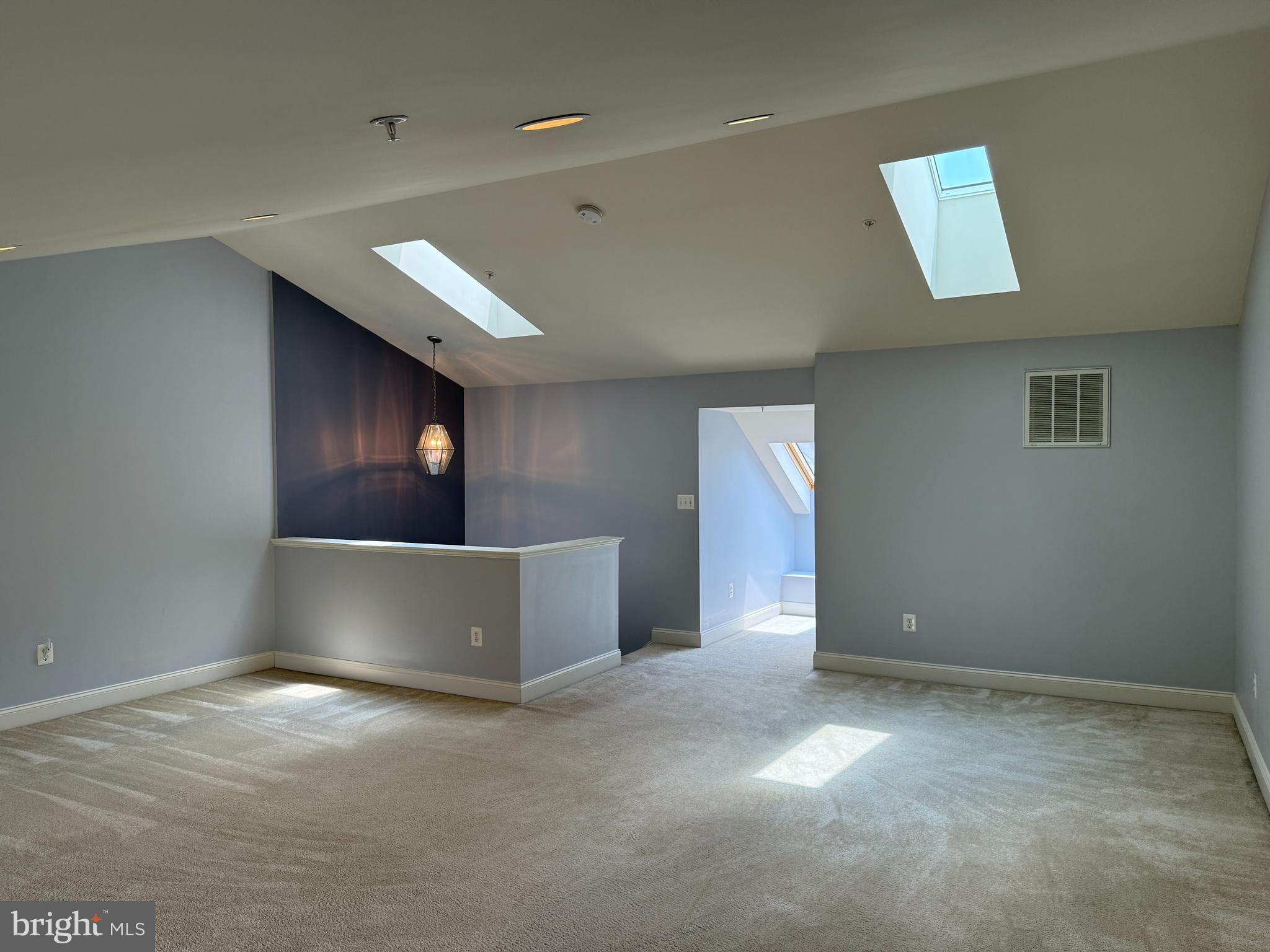 THE ENCLAVE AT ARUNDEL PRESERVE - Residential