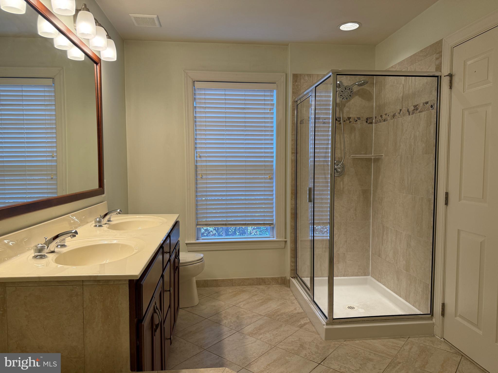 THE ENCLAVE AT ARUNDEL PRESERVE - Residential