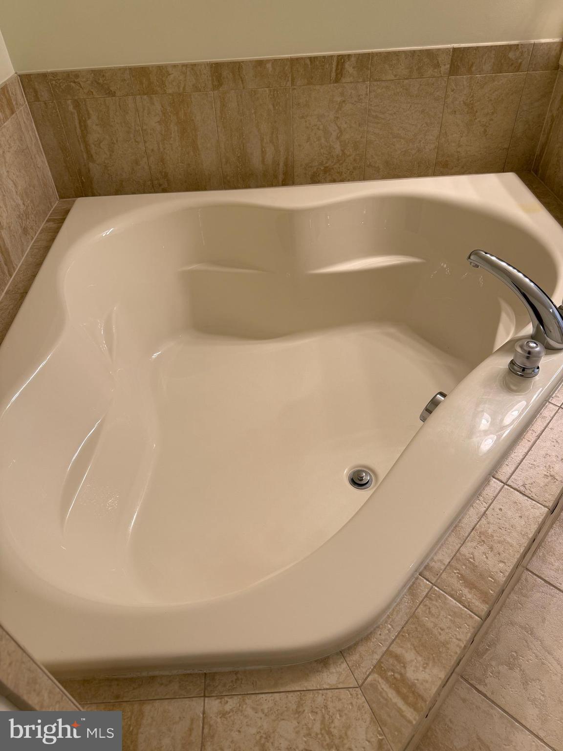 THE ENCLAVE AT ARUNDEL PRESERVE - Residential