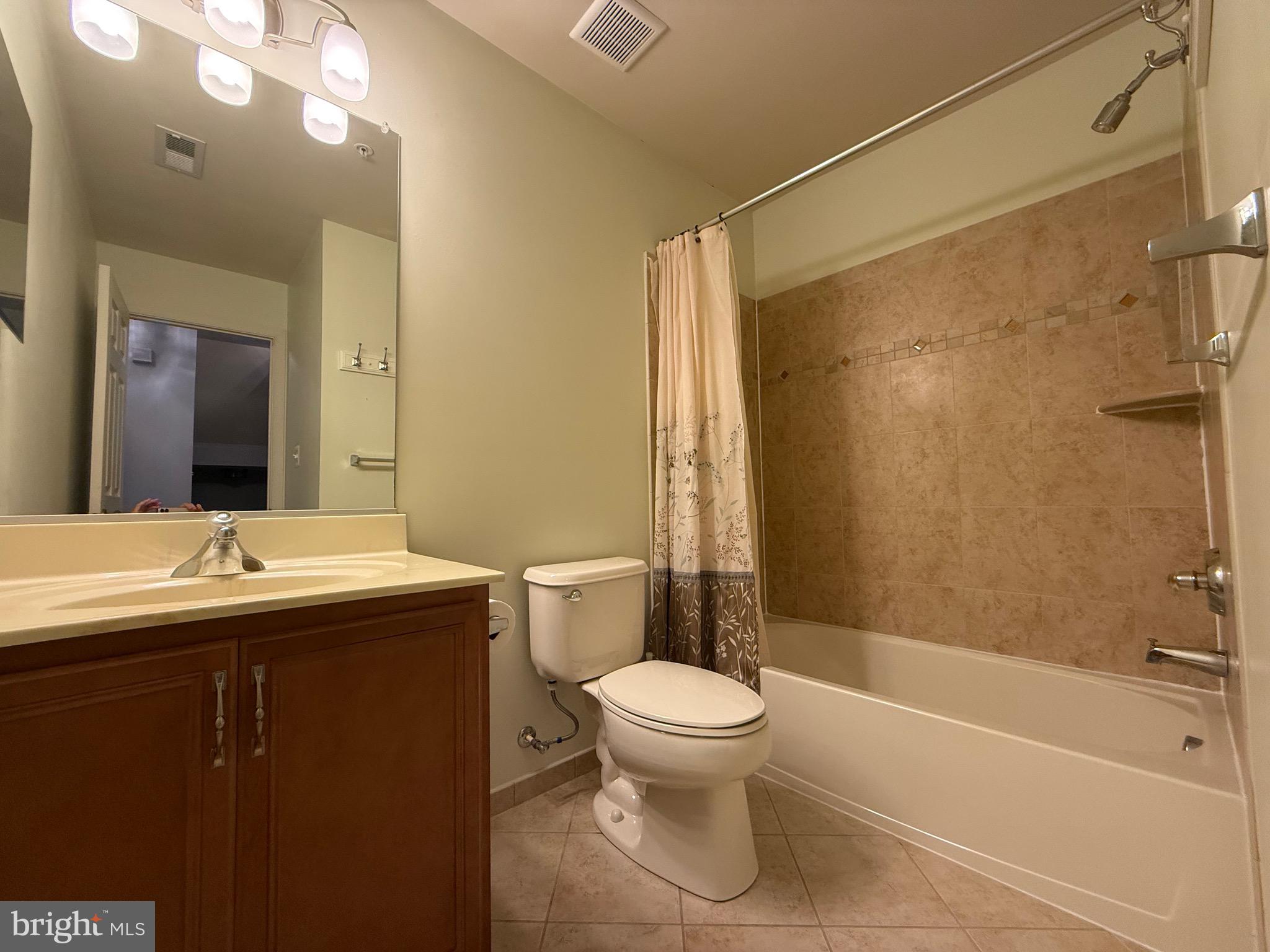 THE ENCLAVE AT ARUNDEL PRESERVE - Residential