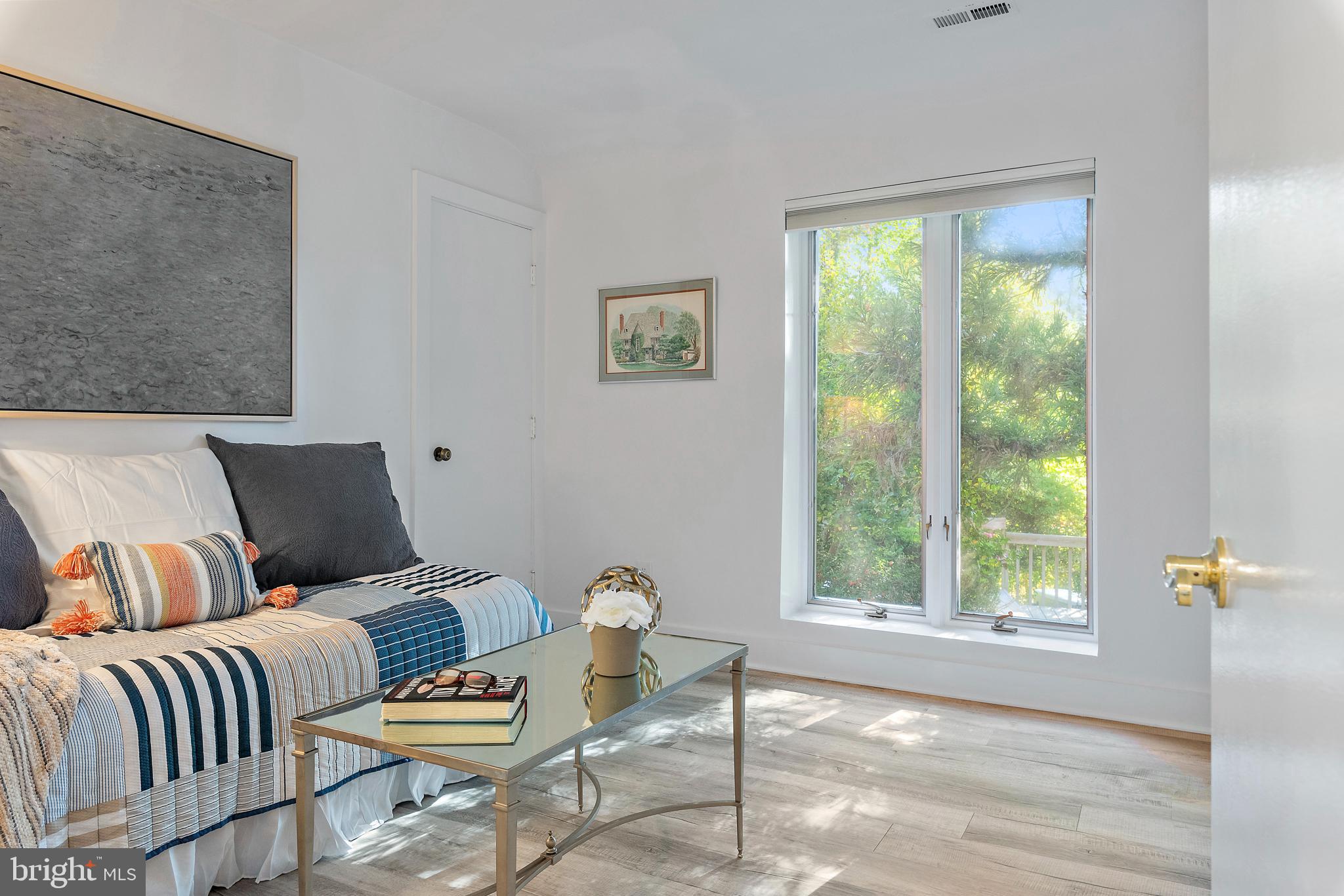 GIBSON ISLAND - Residential