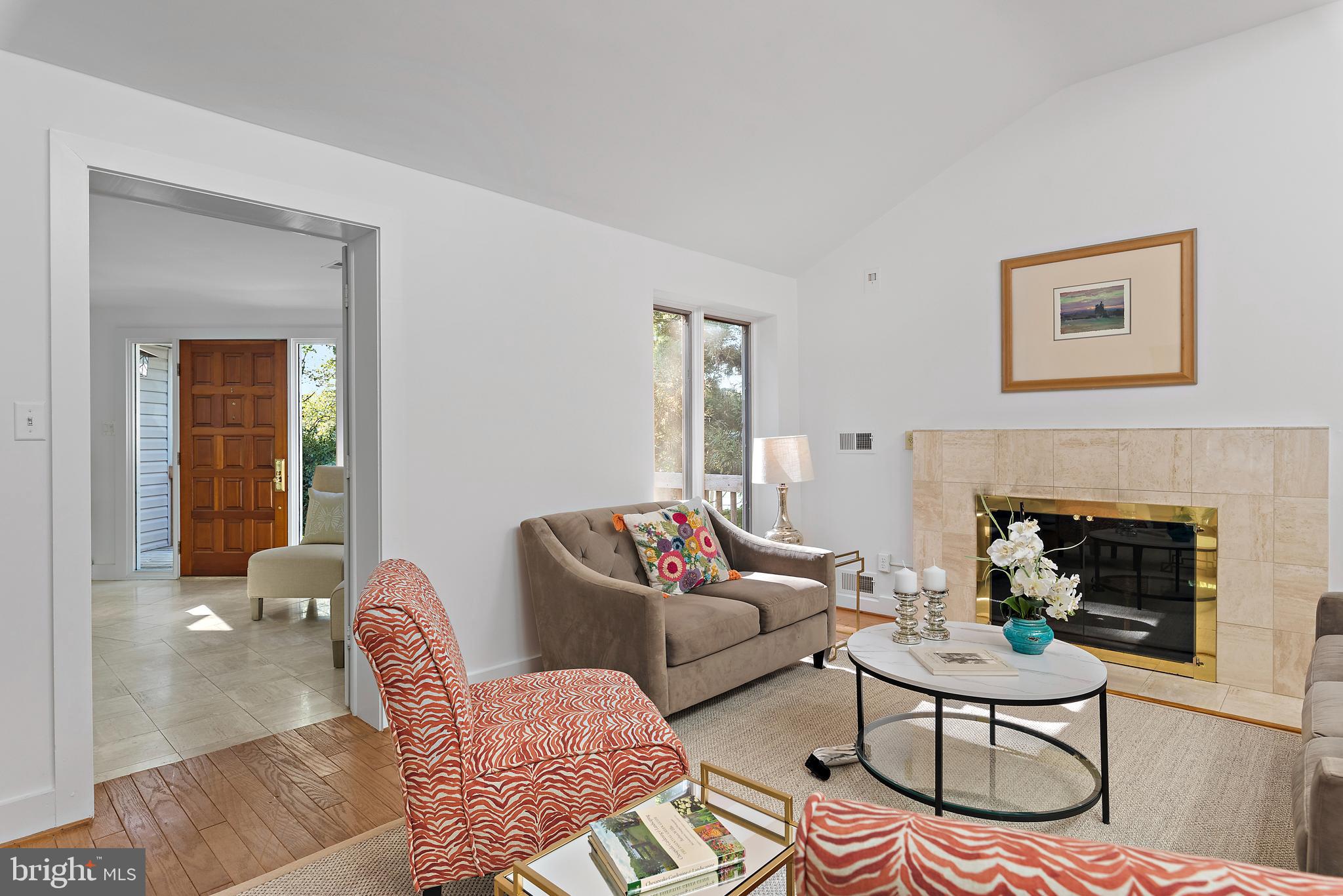 GIBSON ISLAND - Residential