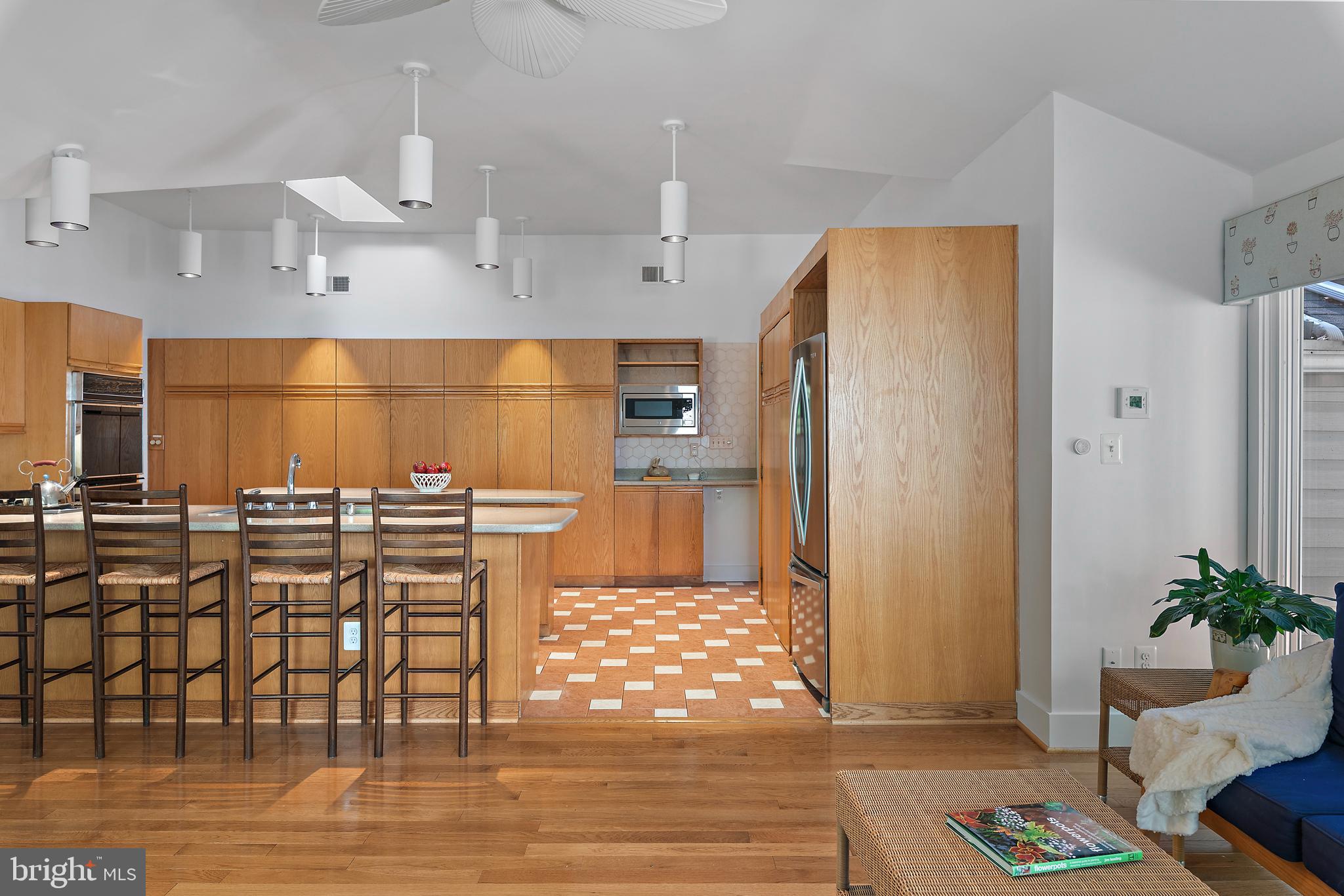 GIBSON ISLAND - Residential