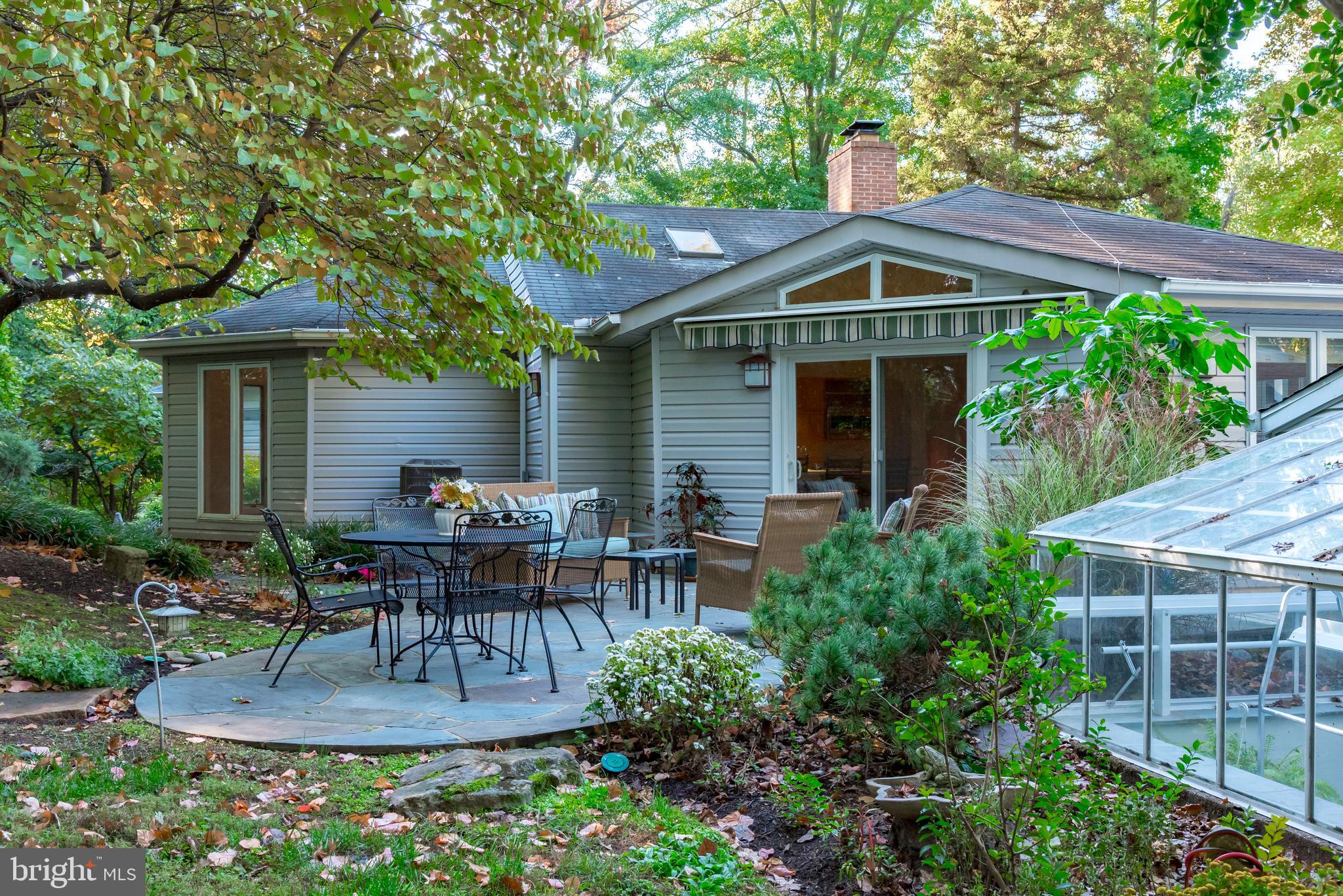 GIBSON ISLAND - Residential