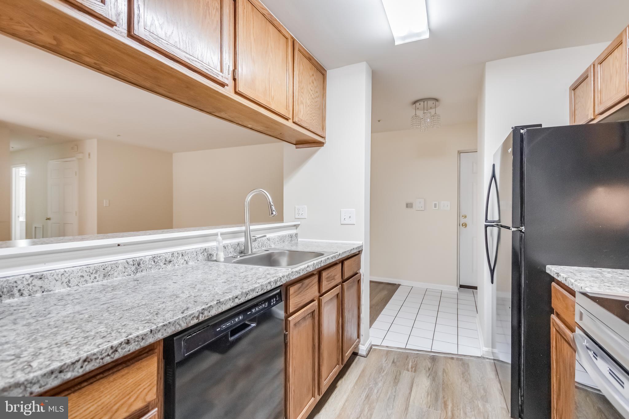 9808 LAKE POINTE COURT 104