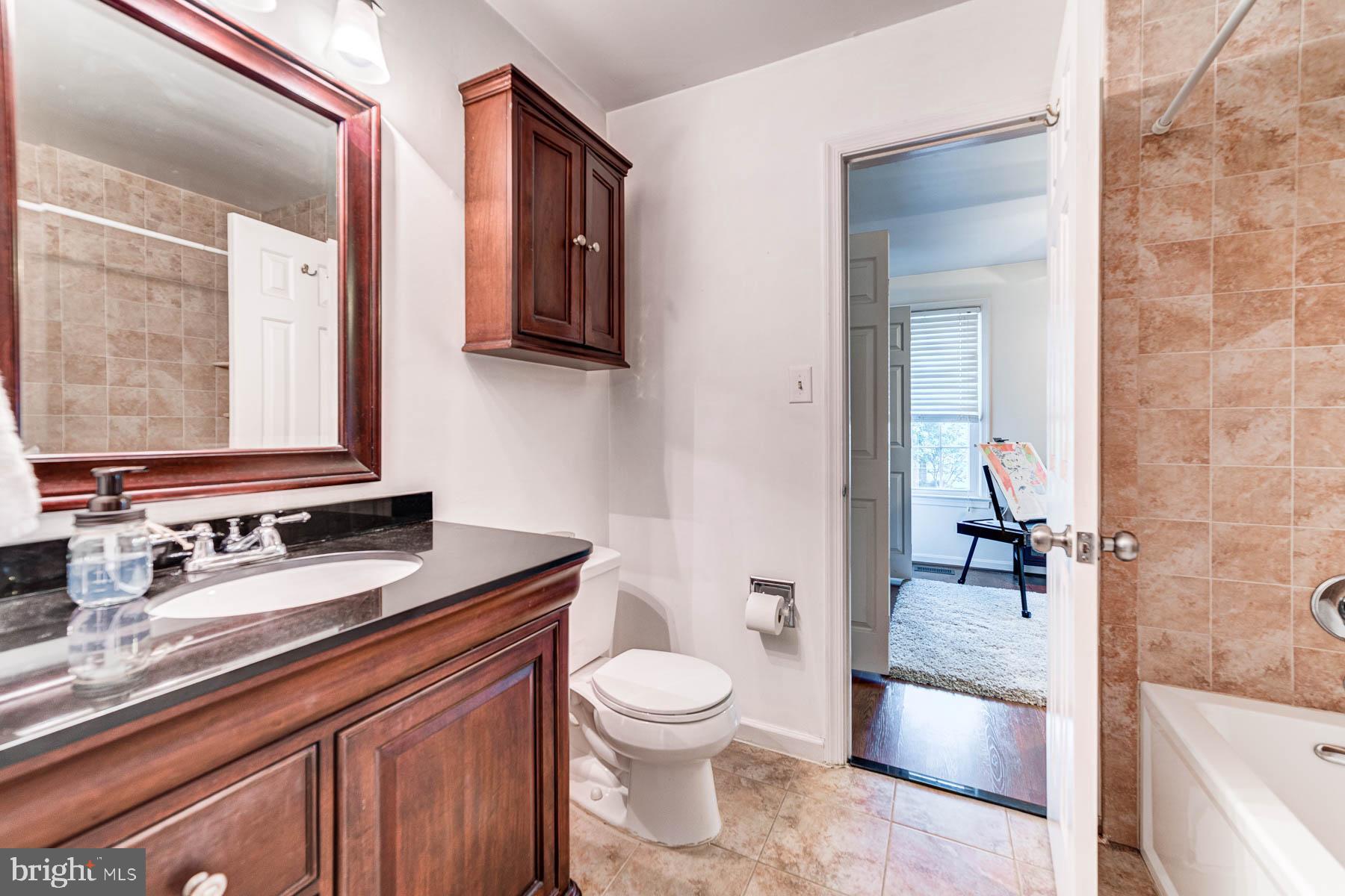 SOUTH KINGS STATION - Residential