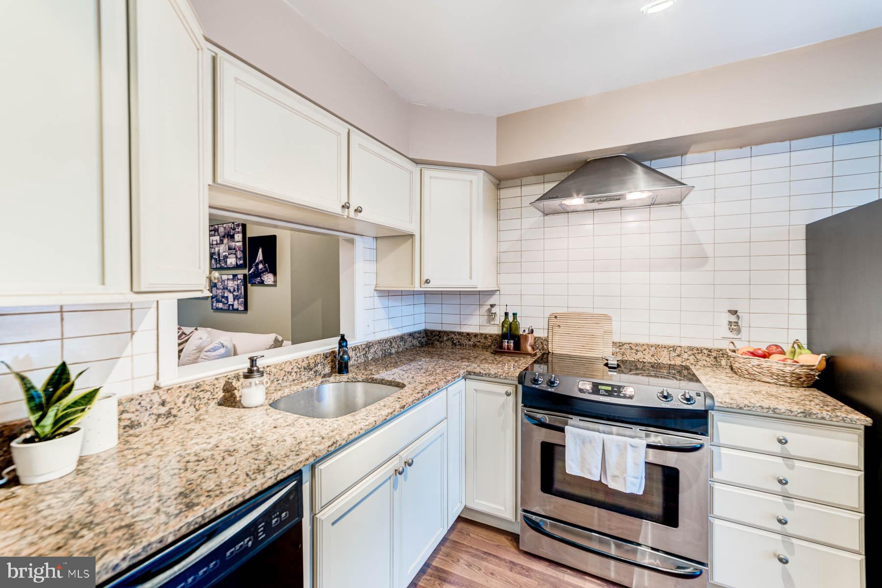 SOUTH KINGS STATION - Residential