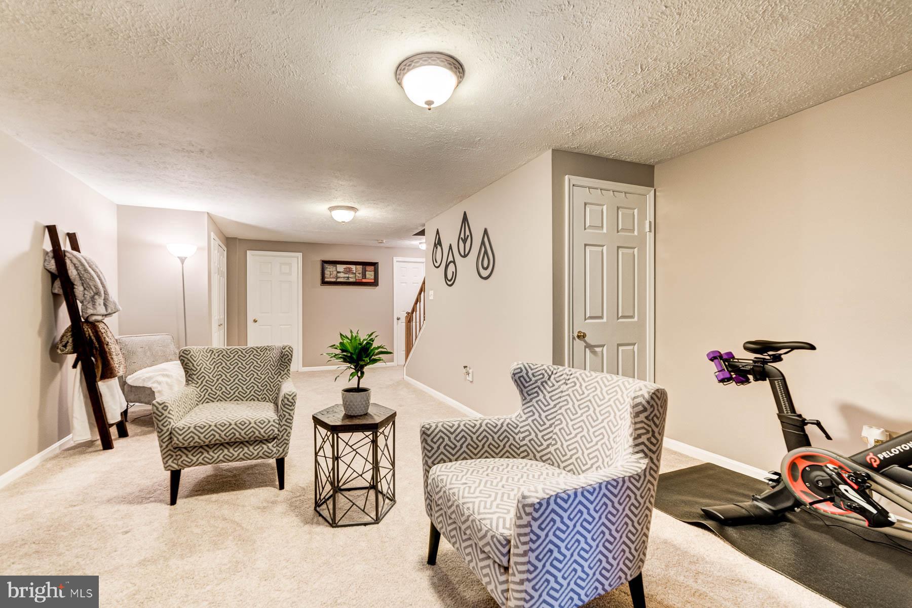 SOUTH KINGS STATION - Residential