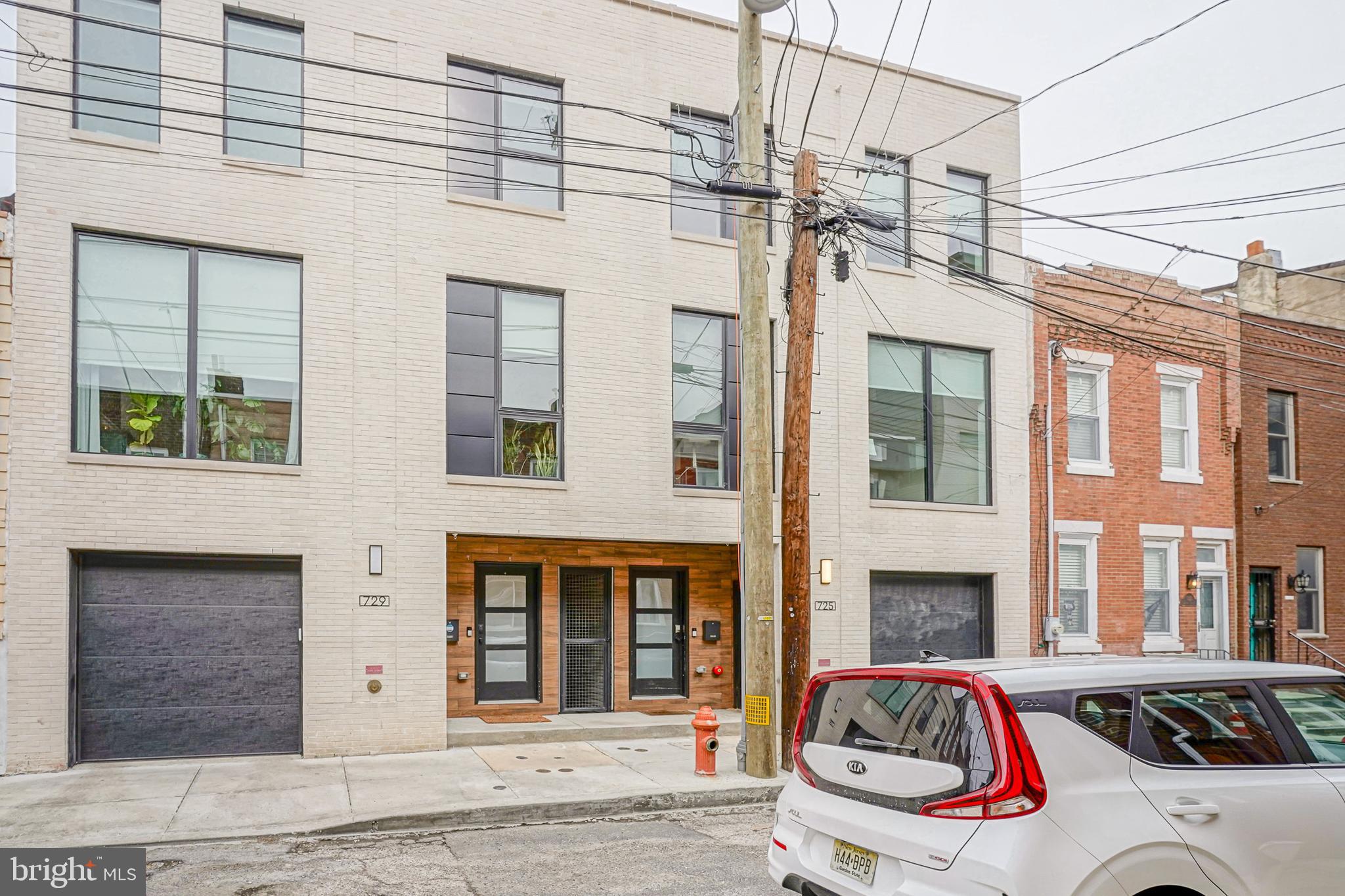 PASSYUNK SQUARE - Residential
