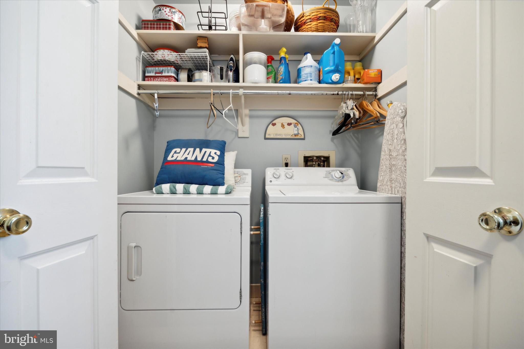 FOREST HILL - Residential