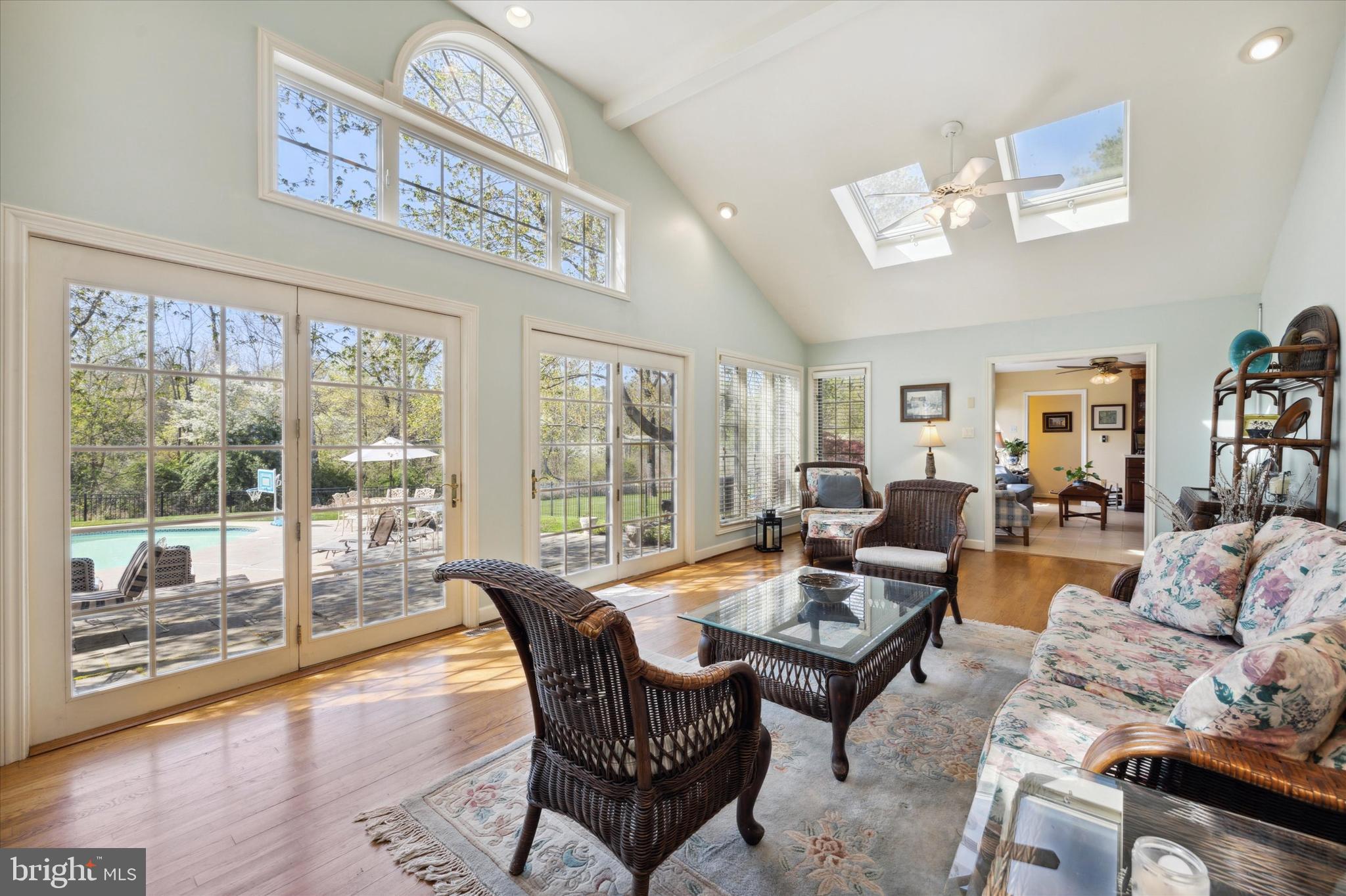 FOREST HILL - Residential