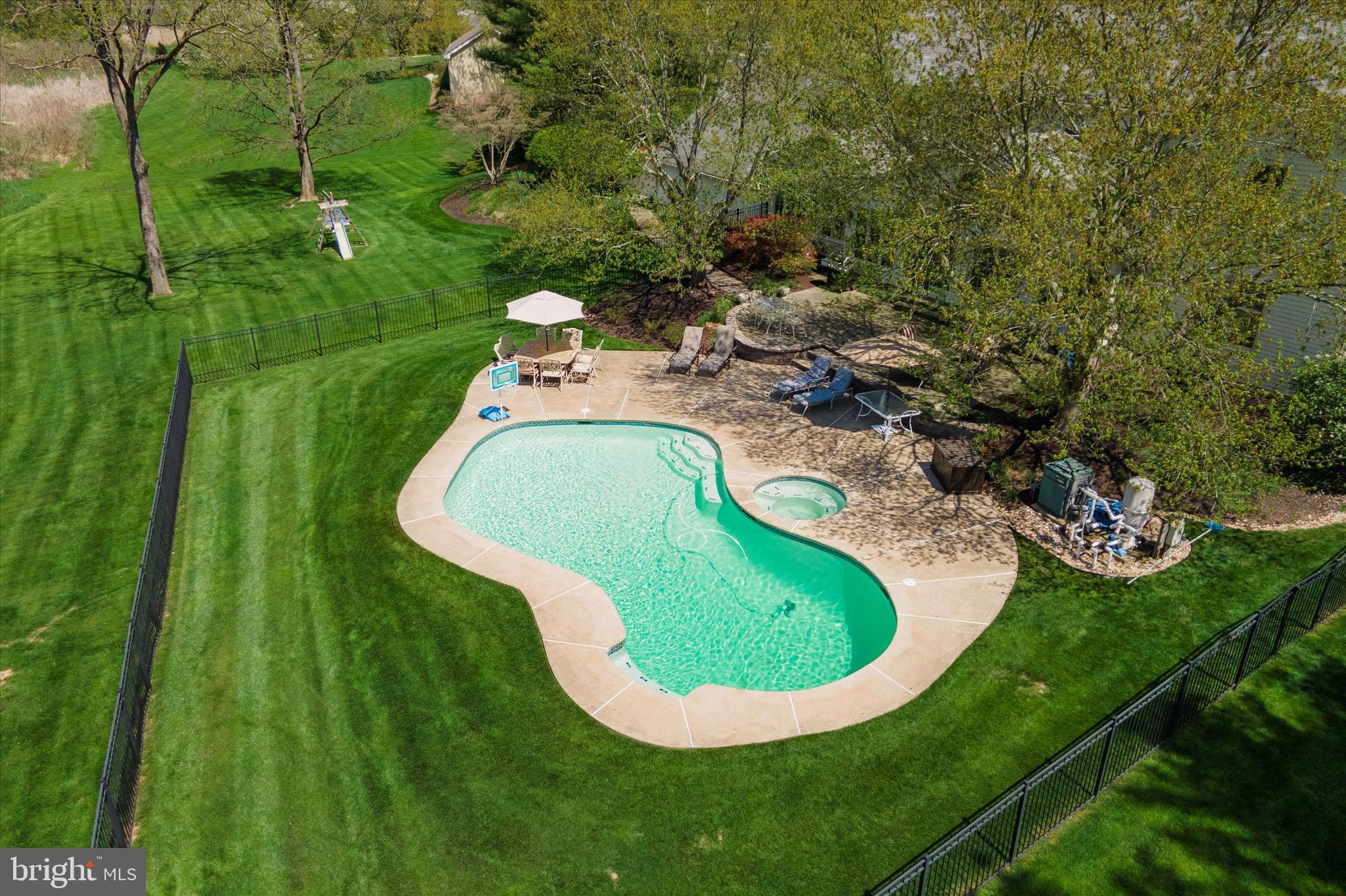 FOREST HILL - Residential