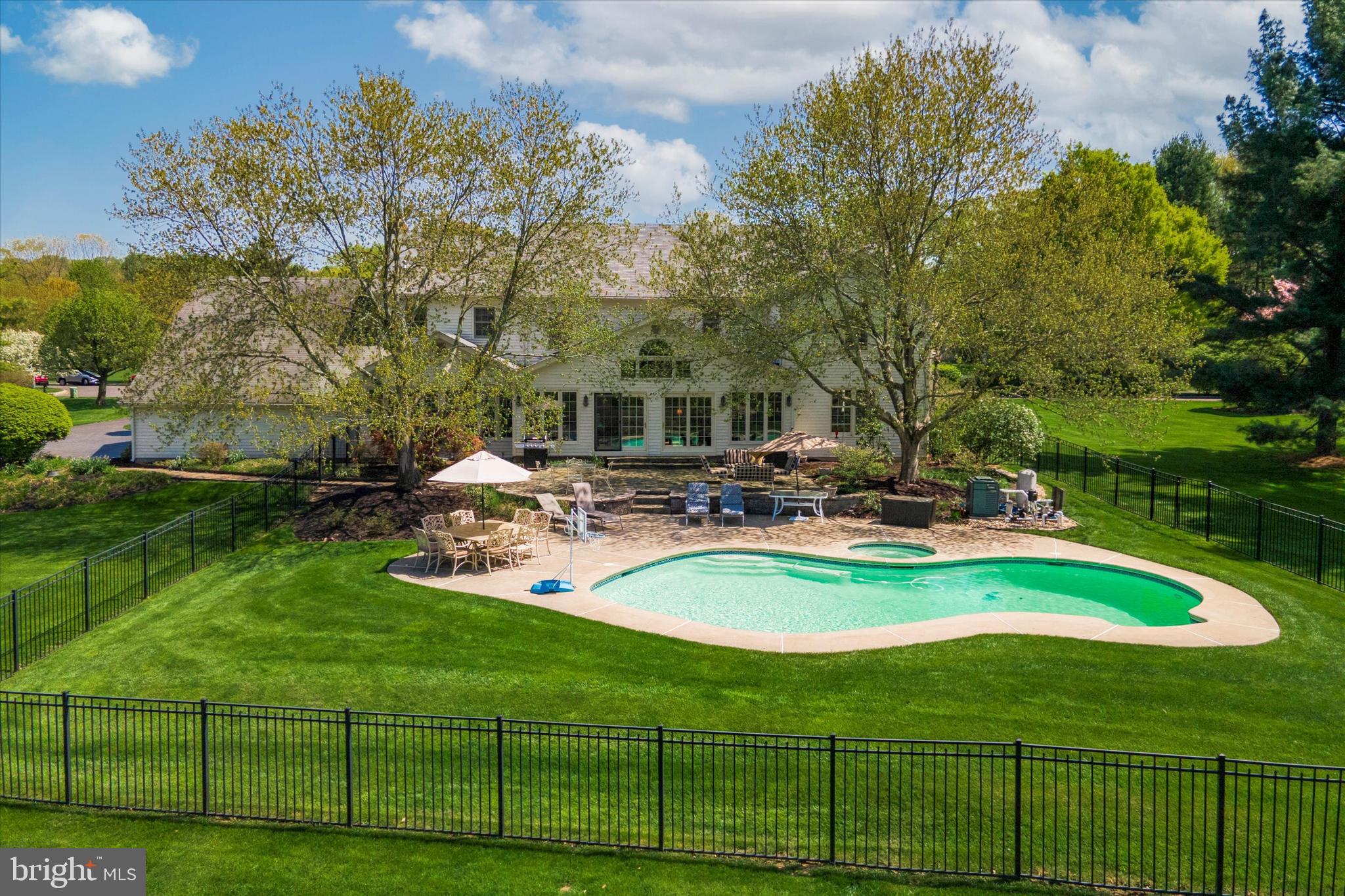 FOREST HILL - Residential