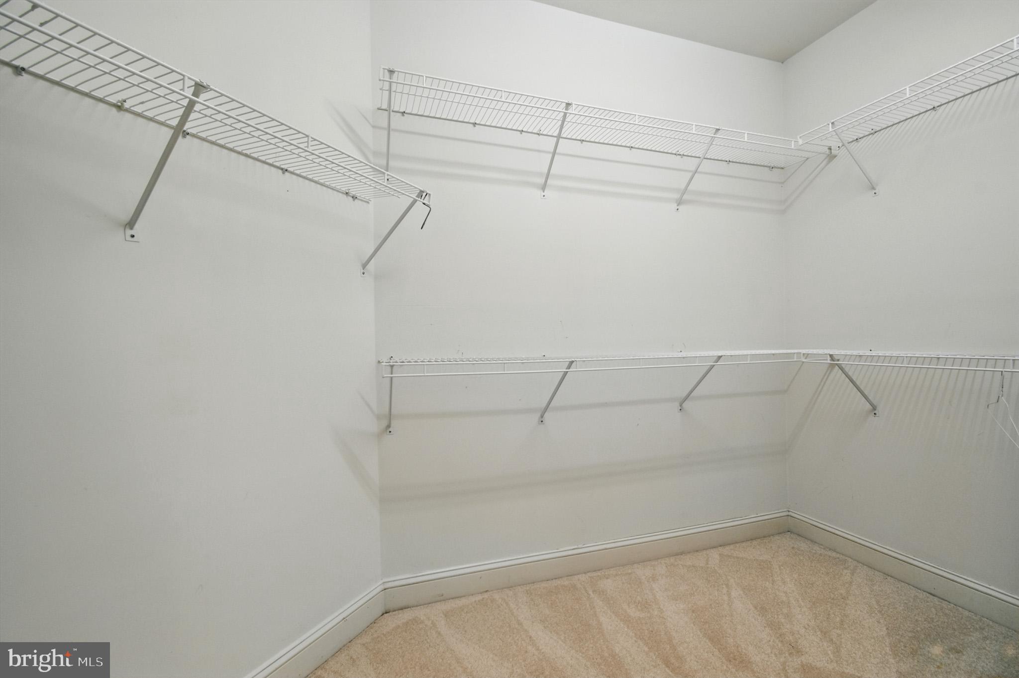 WINDSOR ESTATES - Residential