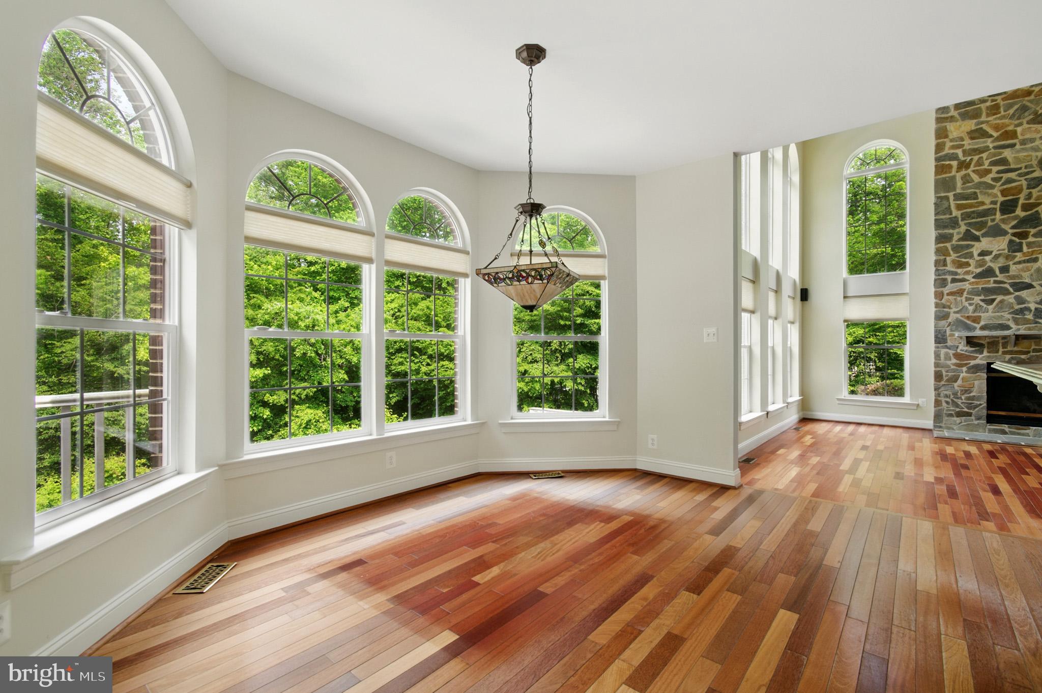 WINDSOR ESTATES - Residential