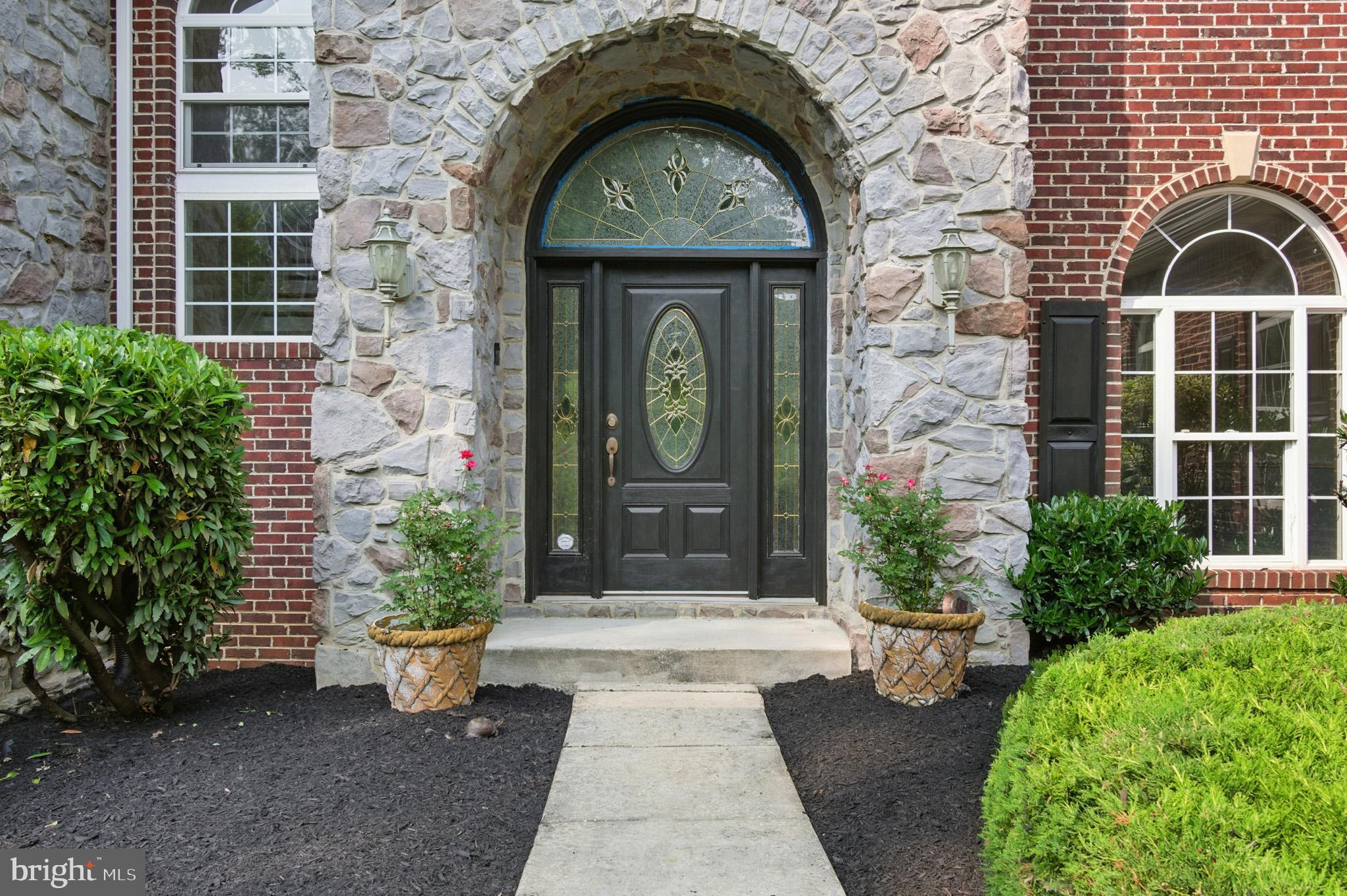 WINDSOR ESTATES - Residential