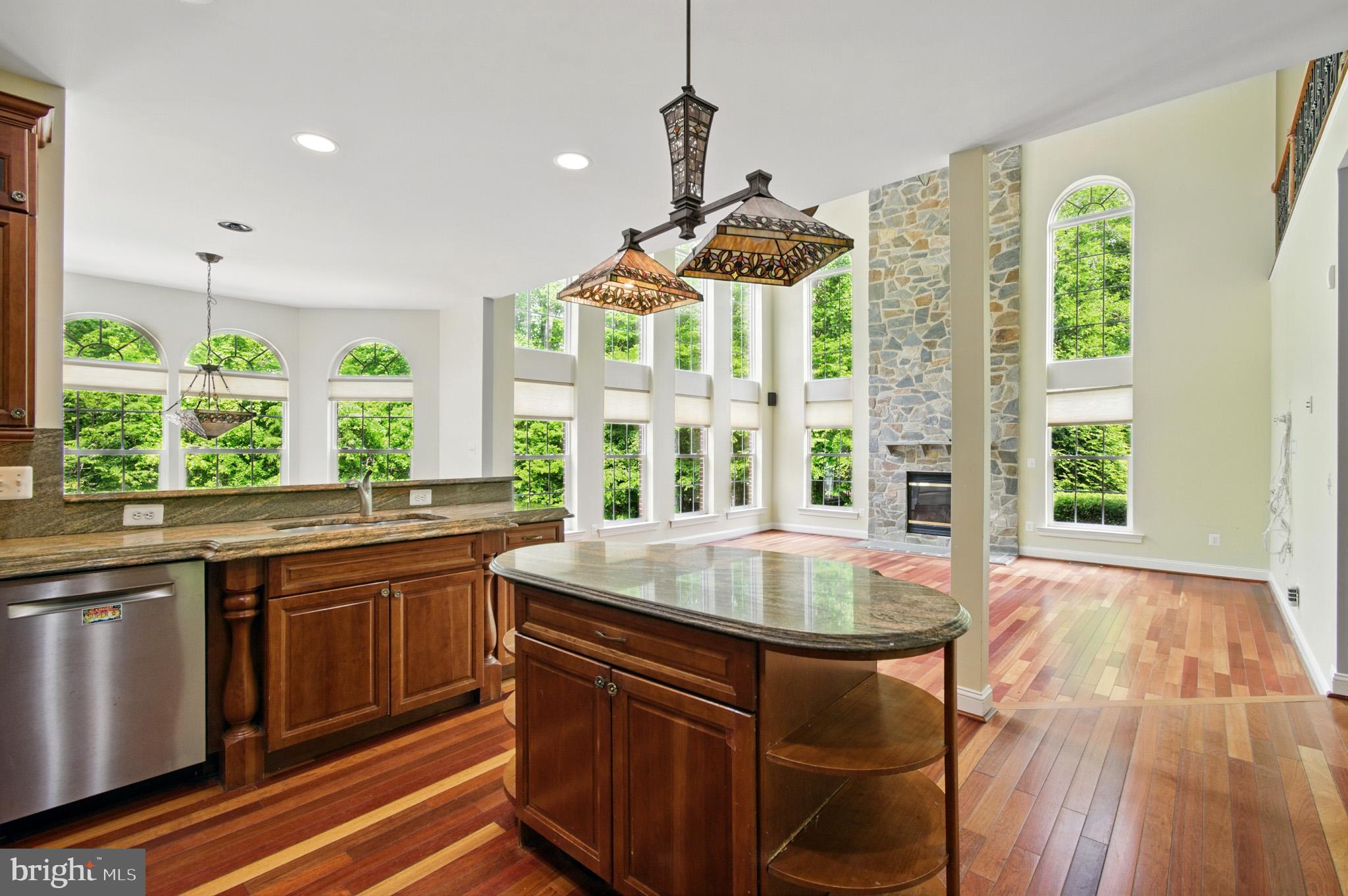 WINDSOR ESTATES - Residential
