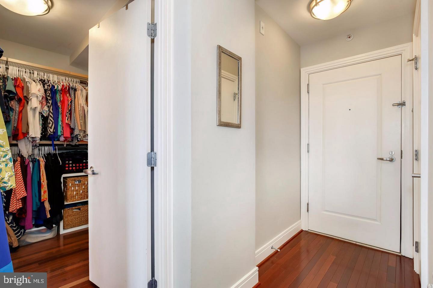 800 4TH STREET SW N618
