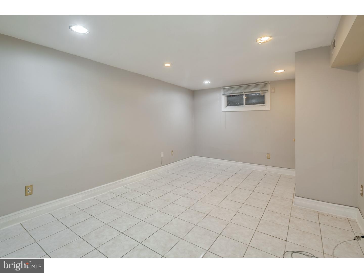 BELLA VISTA - Residential Lease