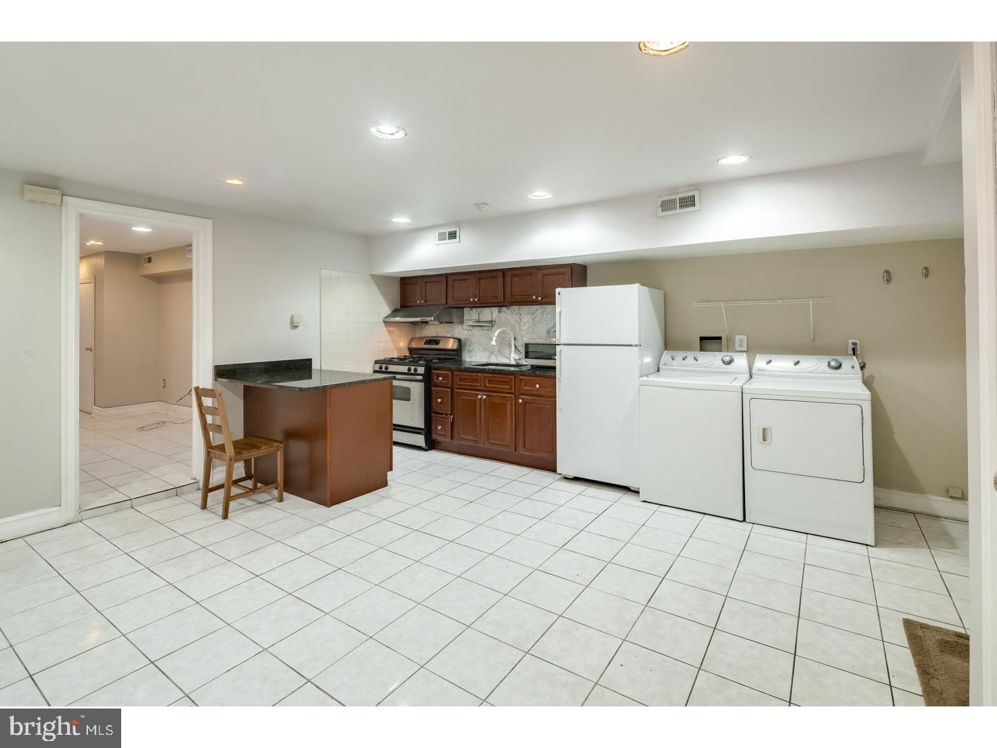 BELLA VISTA - Residential Lease