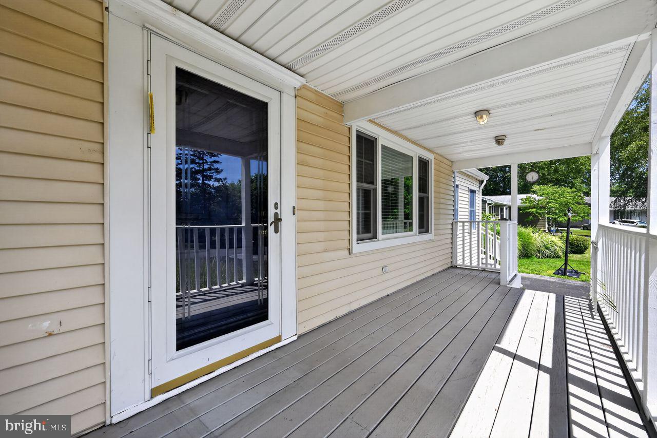 20 LAWNDALE DRIVE