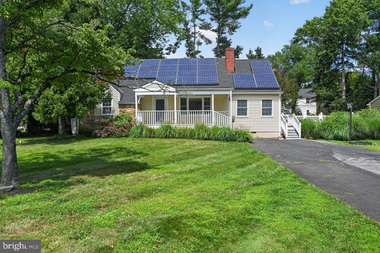20 LAWNDALE DRIVE
