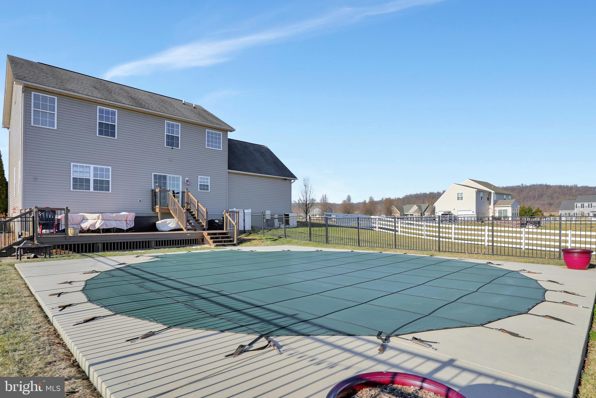 NORTH RIDGE - Residential