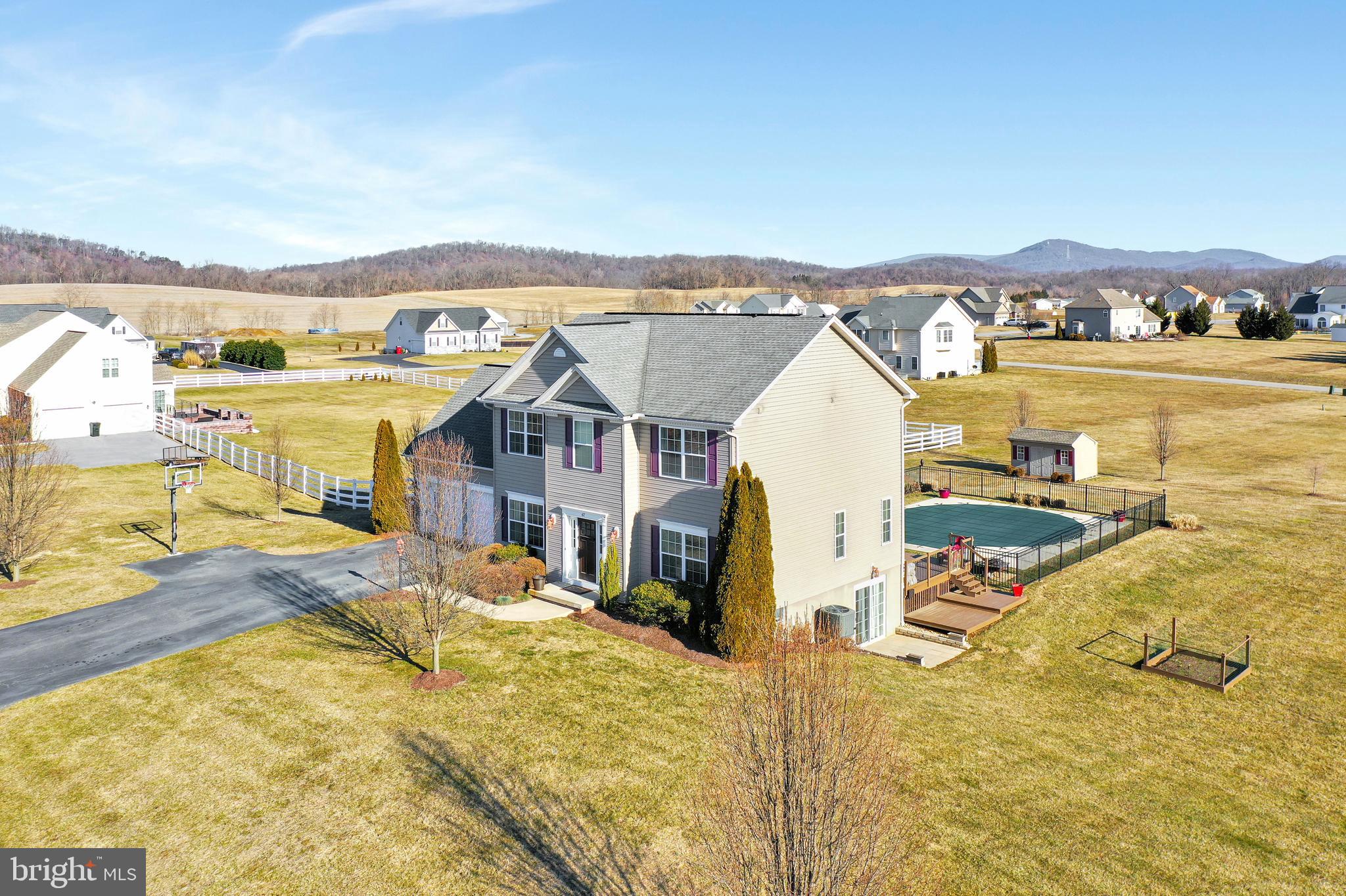 NORTH RIDGE - Residential