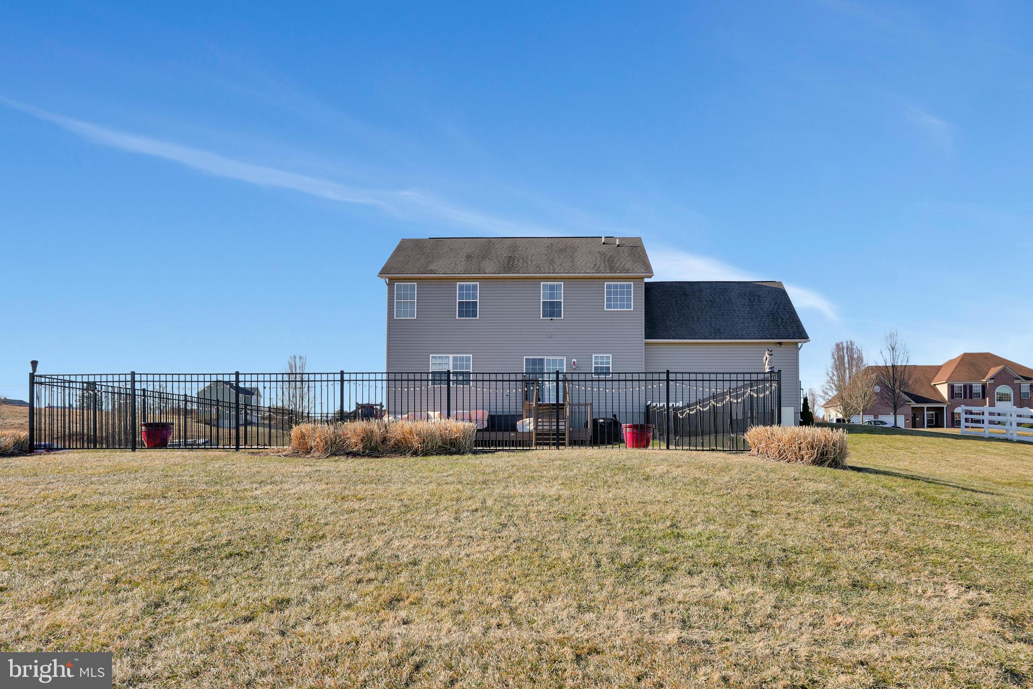 NORTH RIDGE - Residential