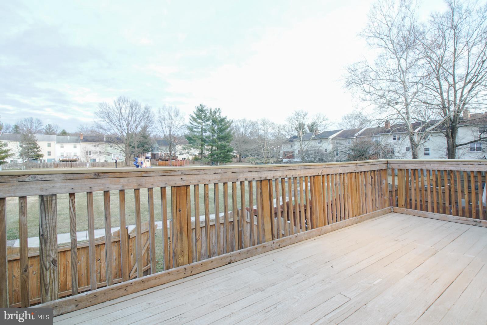 HERITAGE SQUARE - Residential