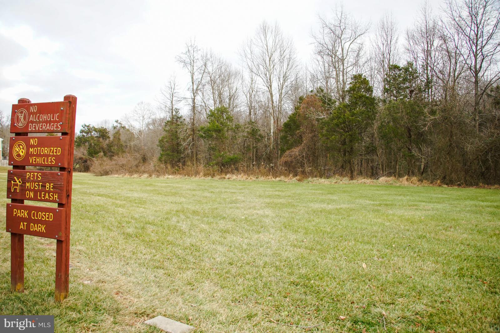 HERITAGE SQUARE - Residential