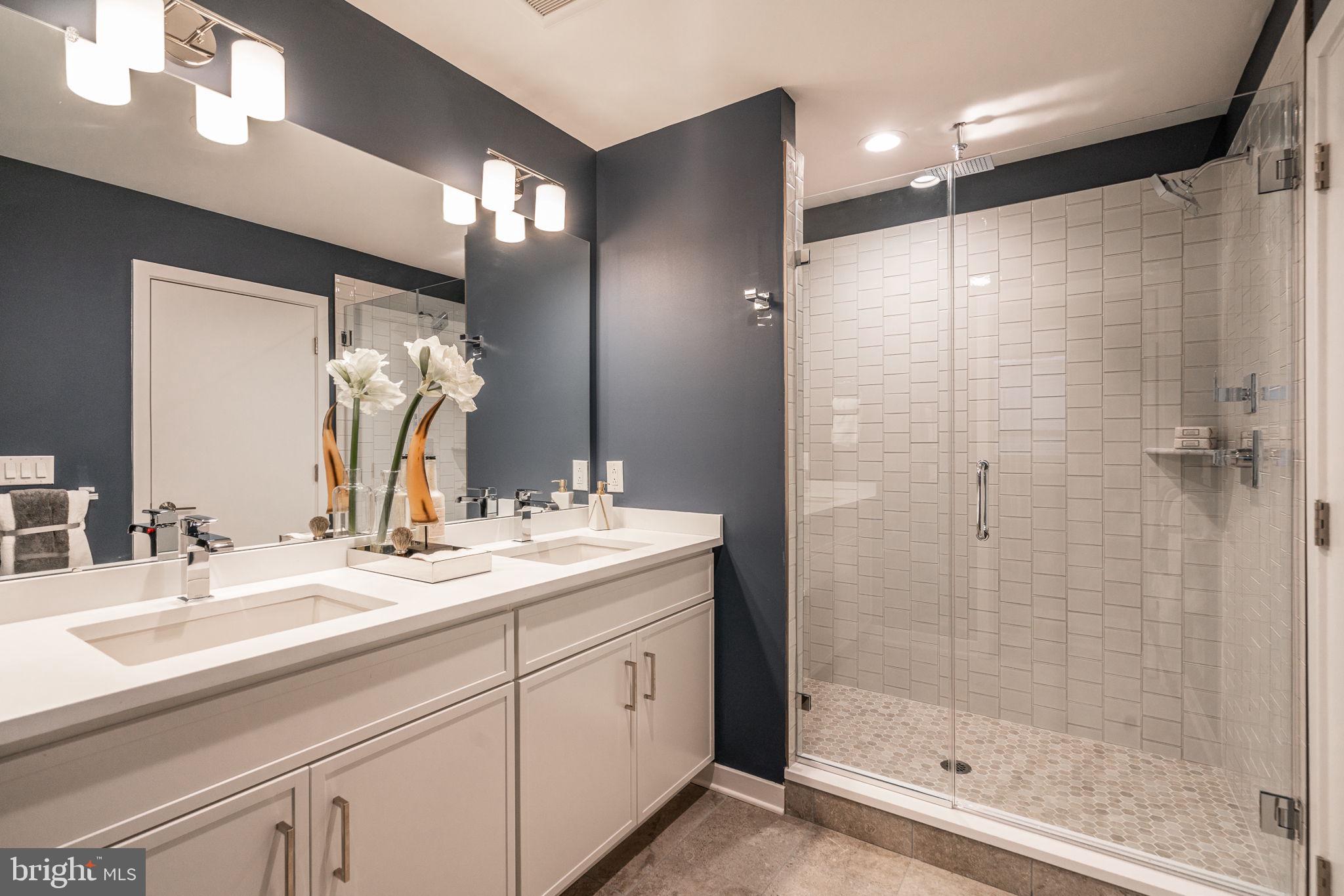 NORTHBANK - Residential