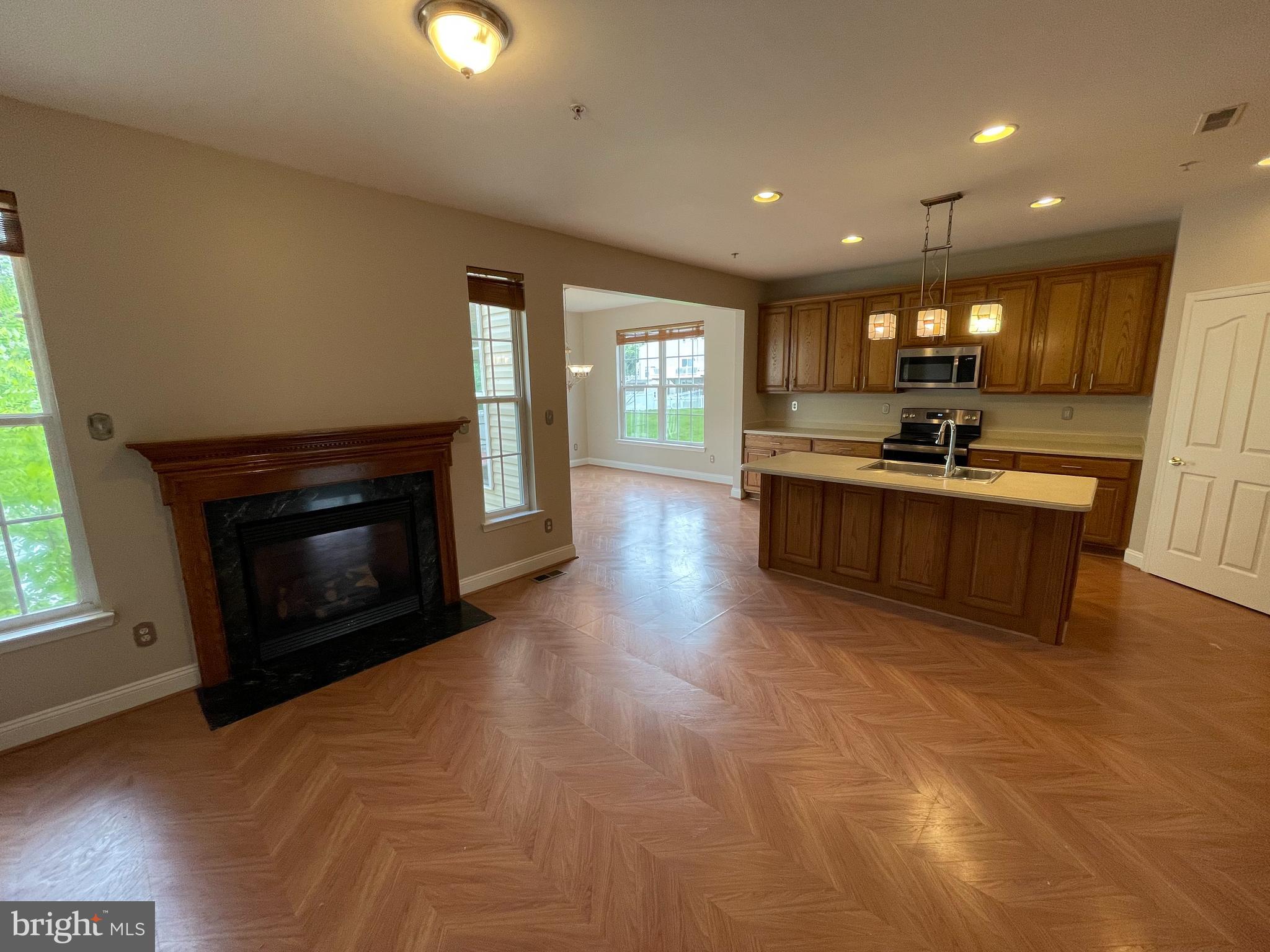 MONMOUTH MEADOWS - Residential