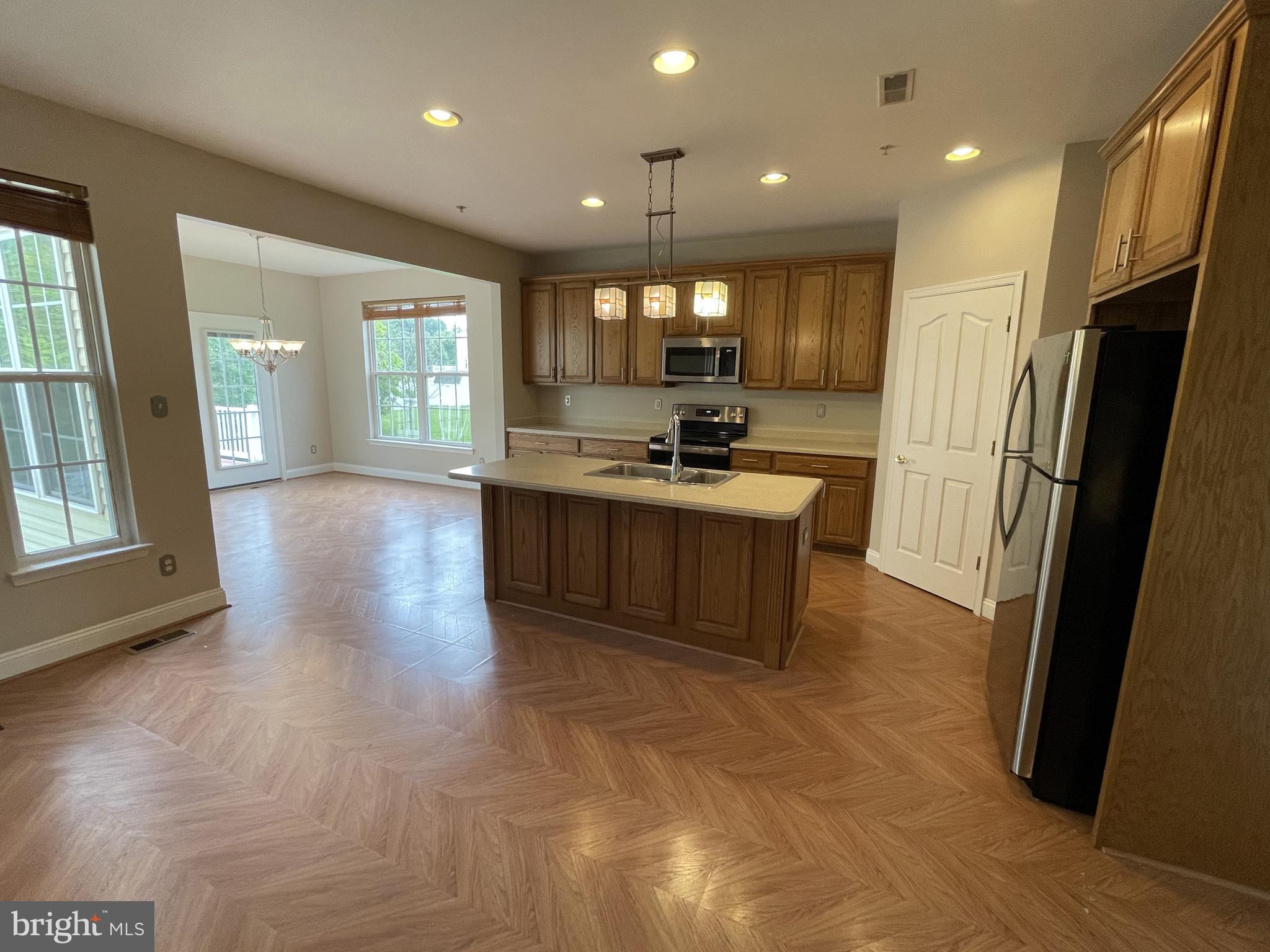 MONMOUTH MEADOWS - Residential