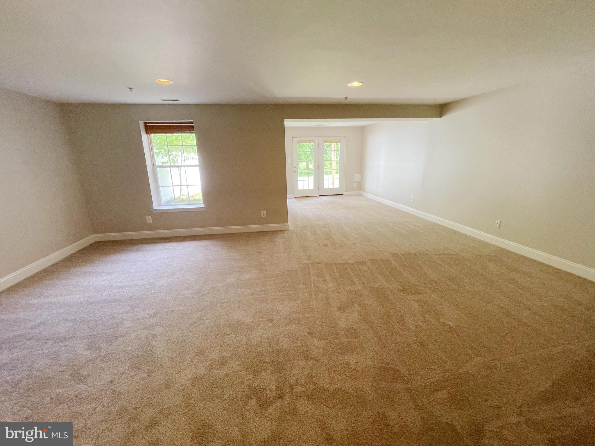 MONMOUTH MEADOWS - Residential