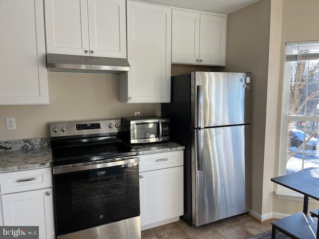 POTOMAC CREST - Residential Lease