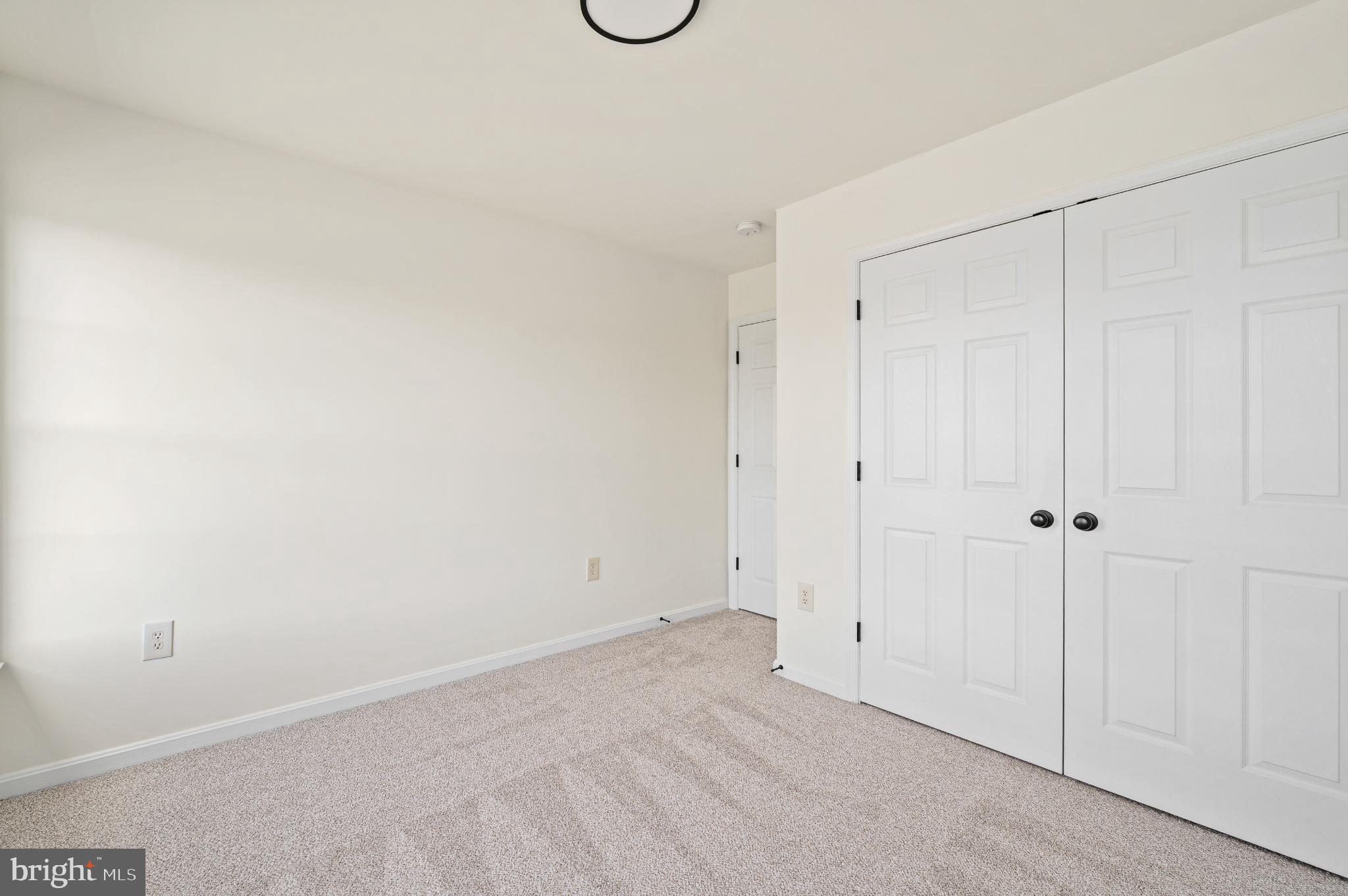 EQUESTRIAN ESTATES - Residential