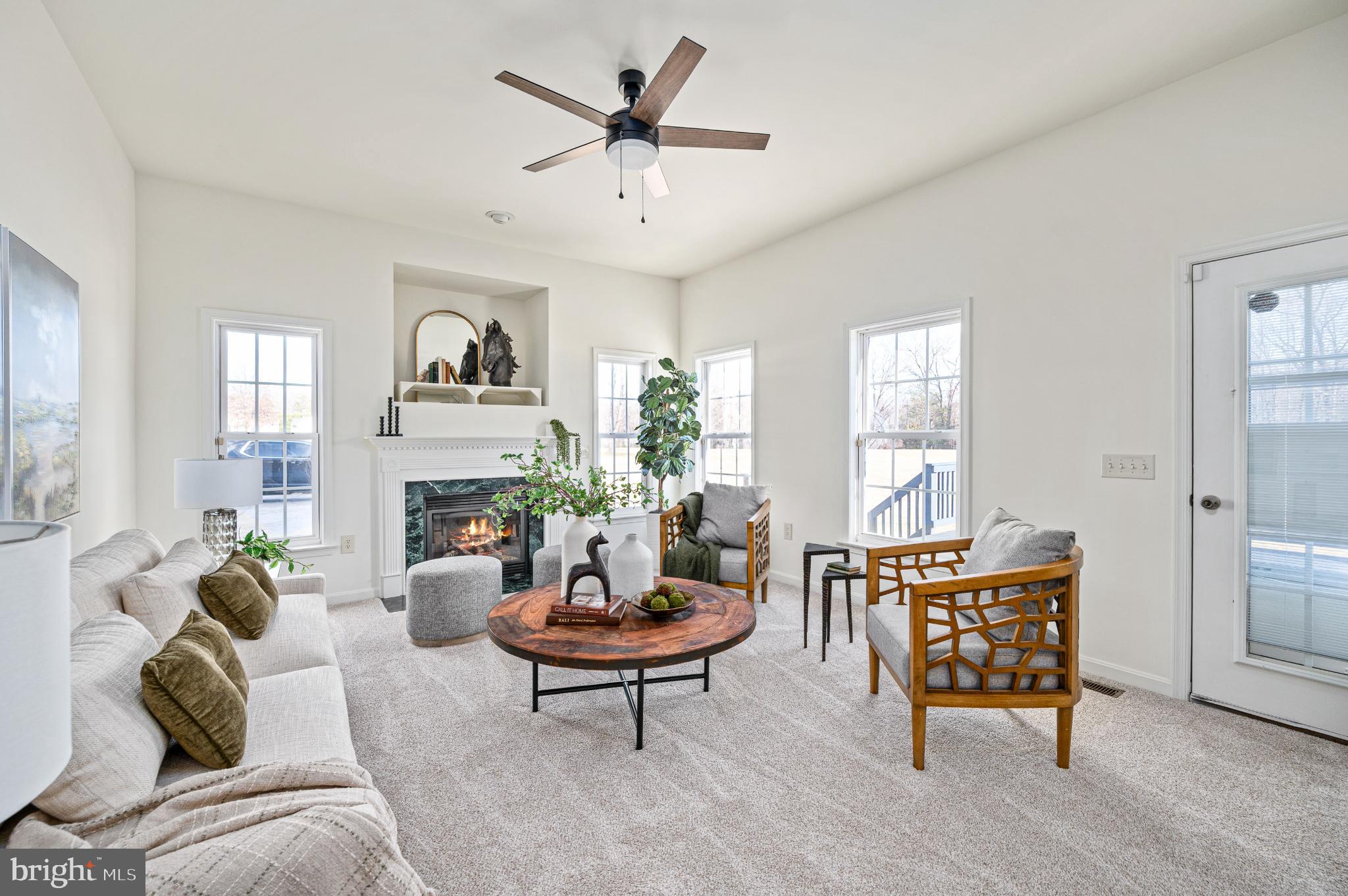 EQUESTRIAN ESTATES - Residential